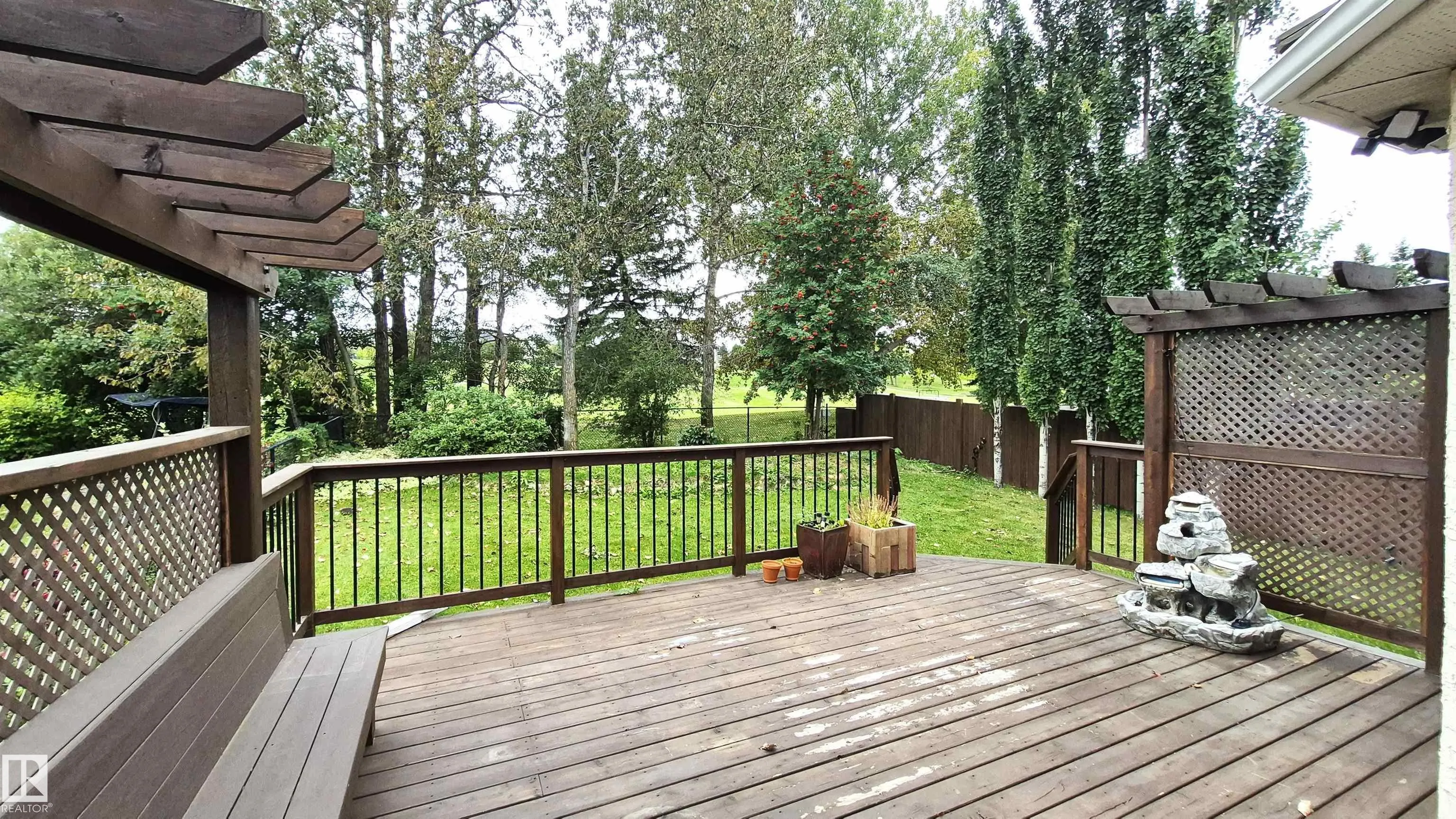125 Coloniale Way