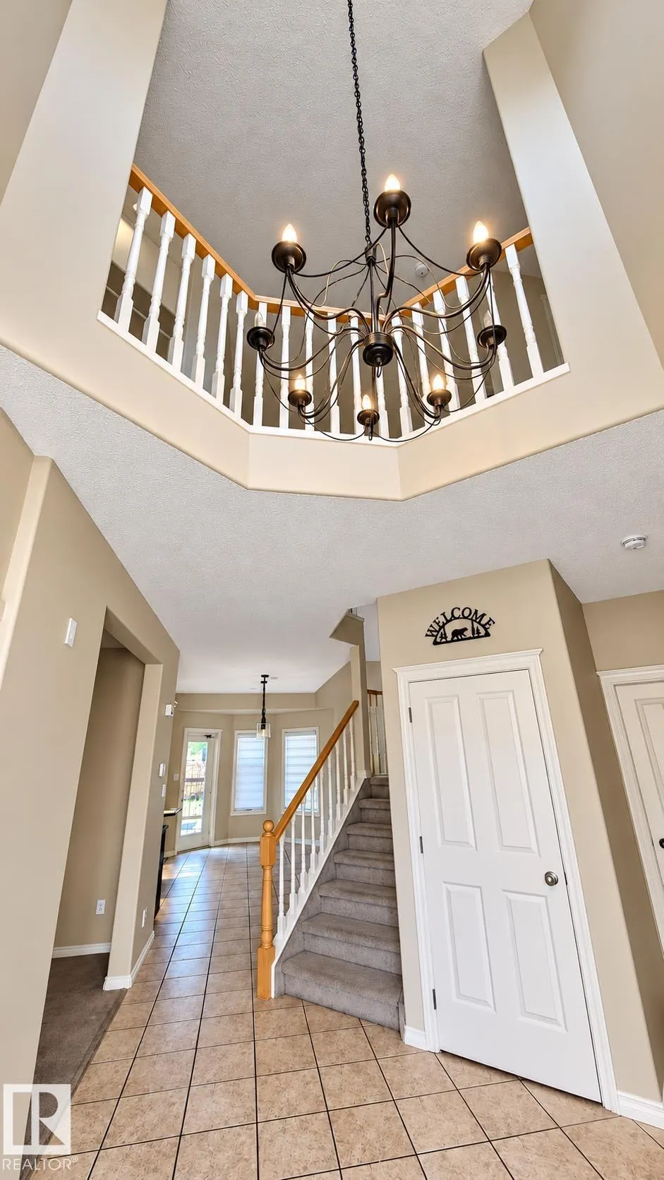 125 Coloniale Way