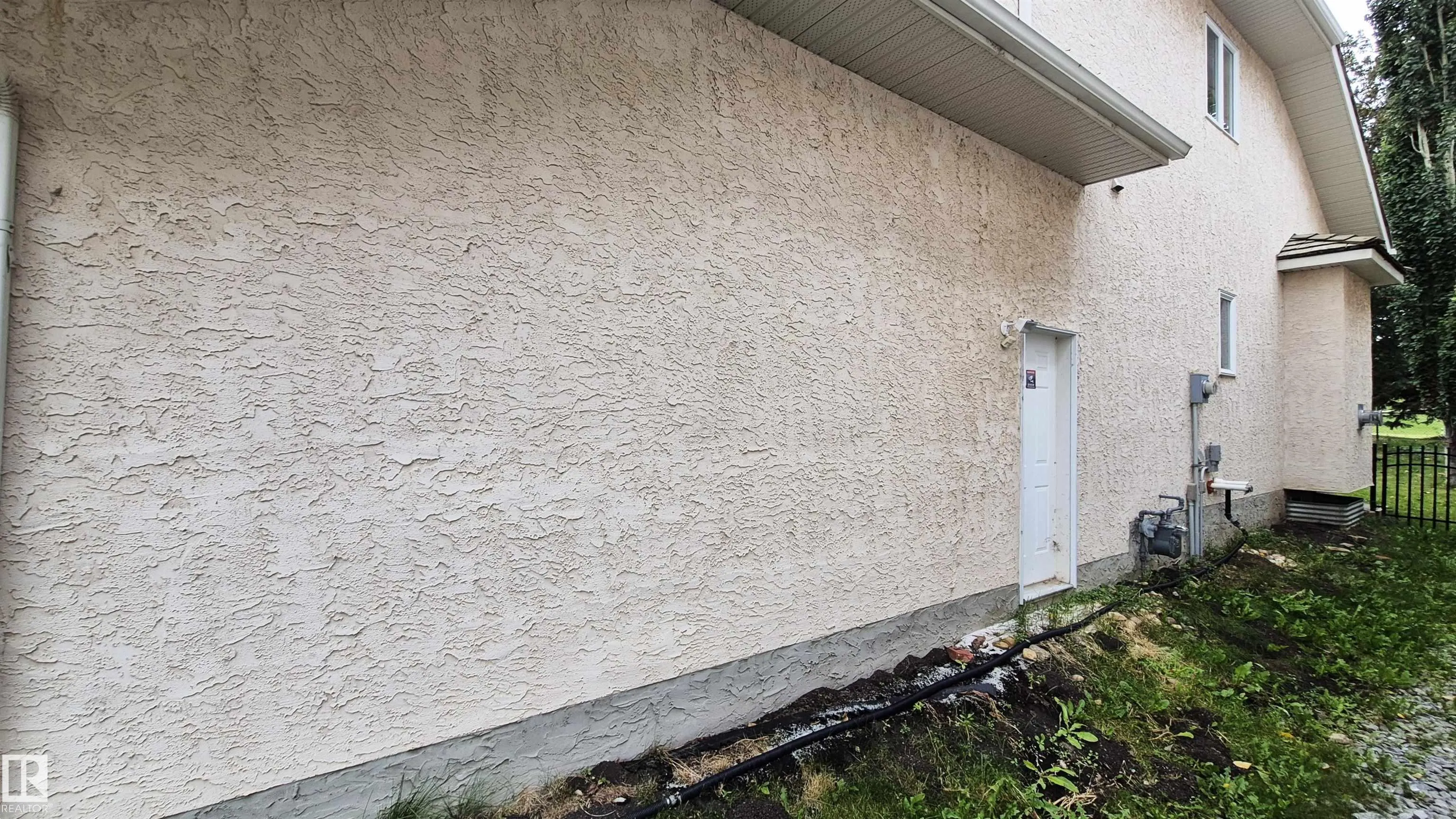 125 Coloniale Way