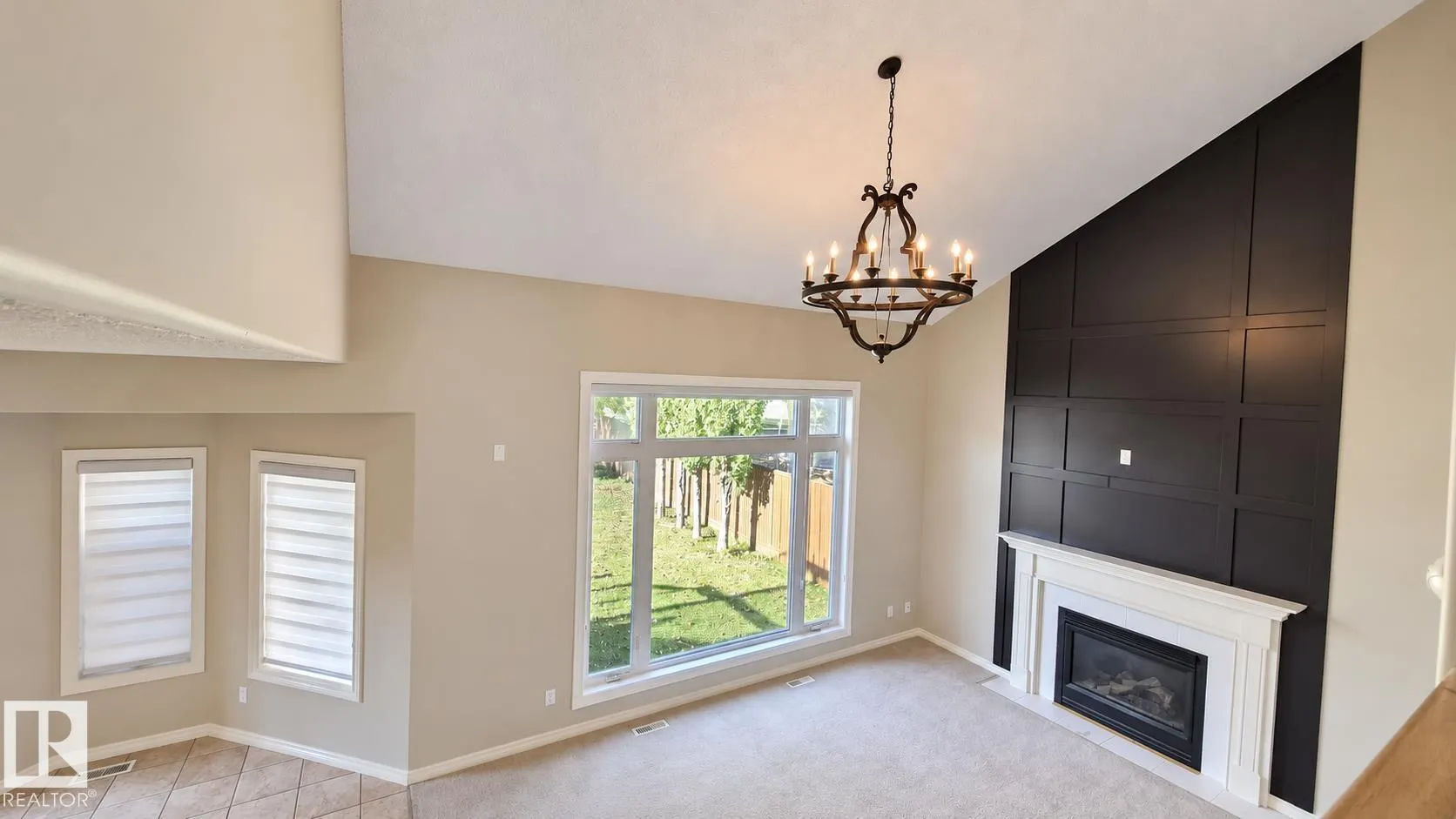 125 Coloniale Way