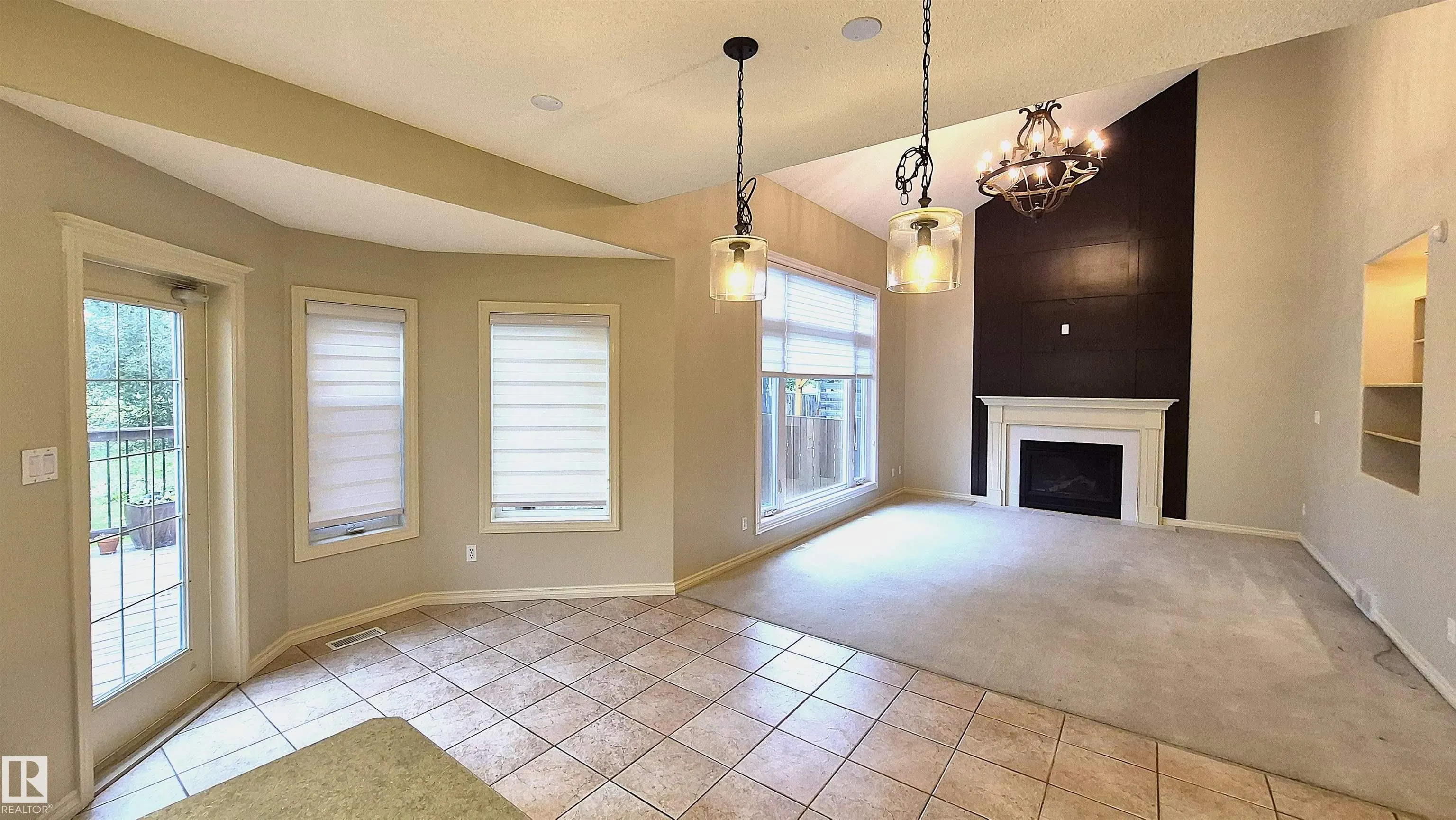 125 Coloniale Way