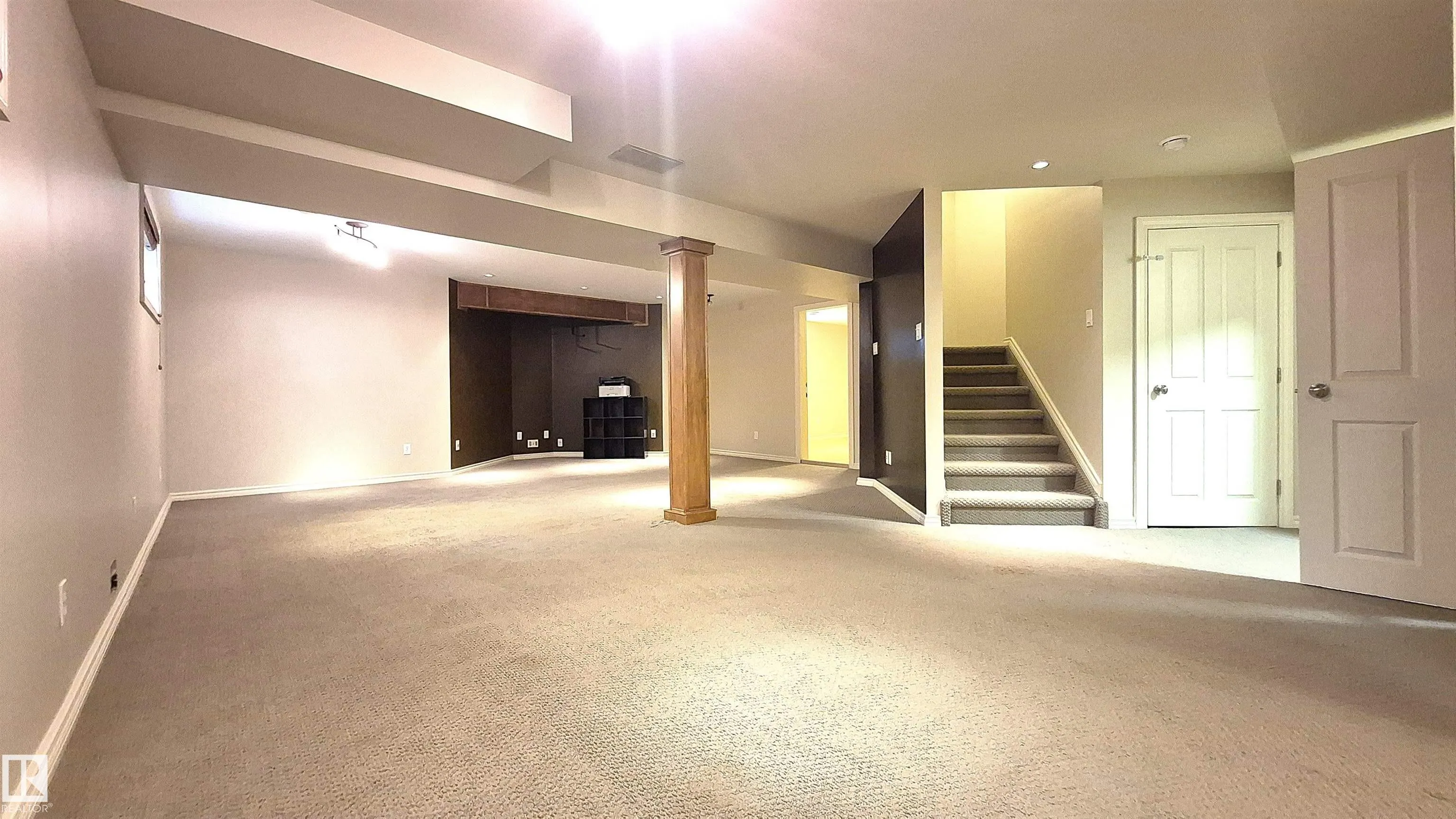 125 Coloniale Way
