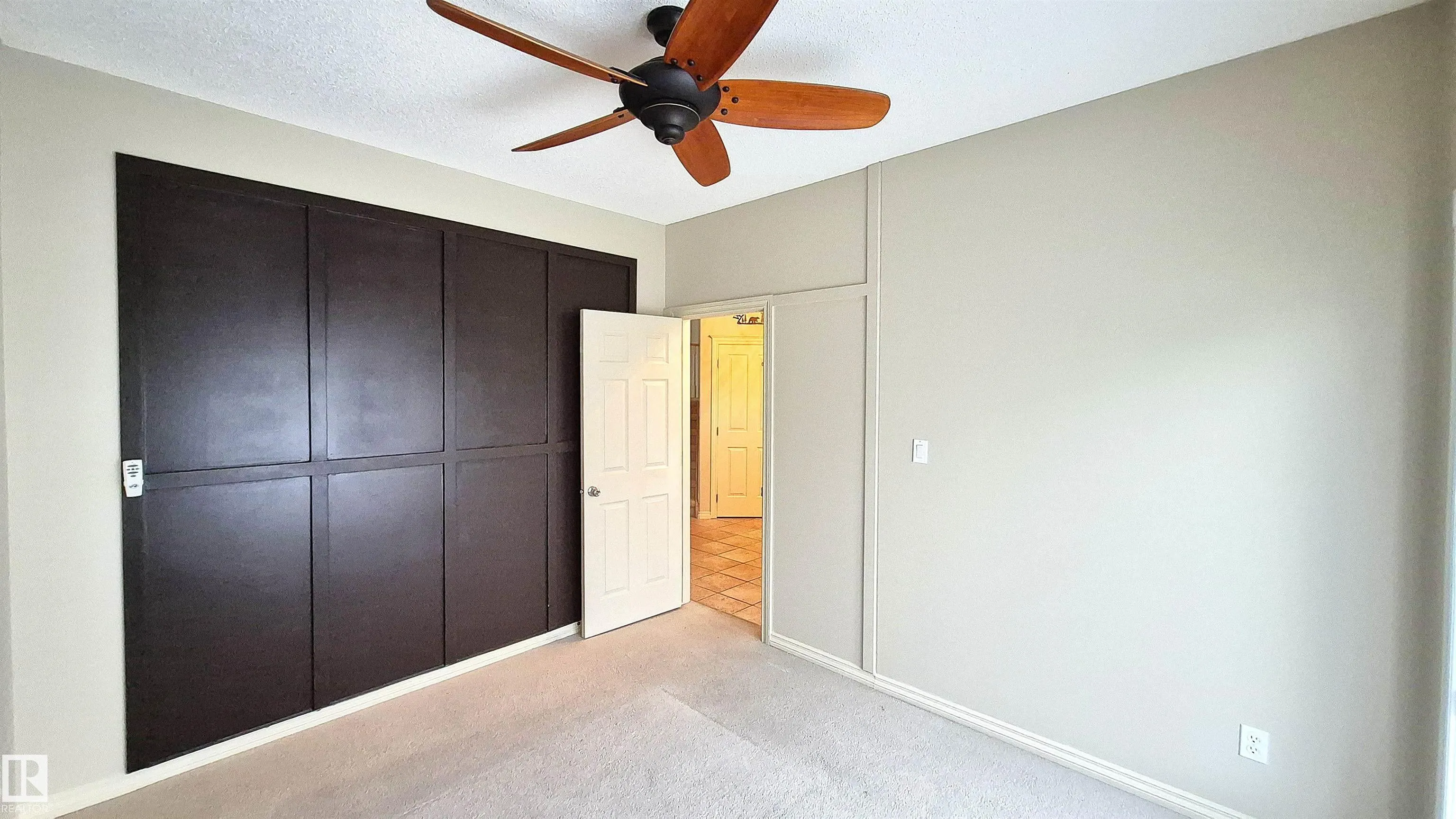 125 Coloniale Way