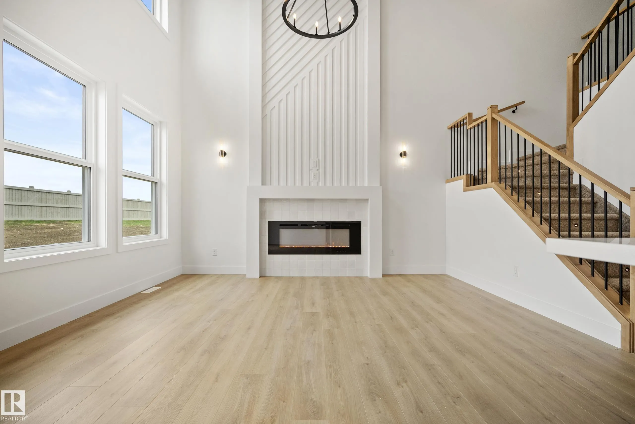 370 Liden Loop