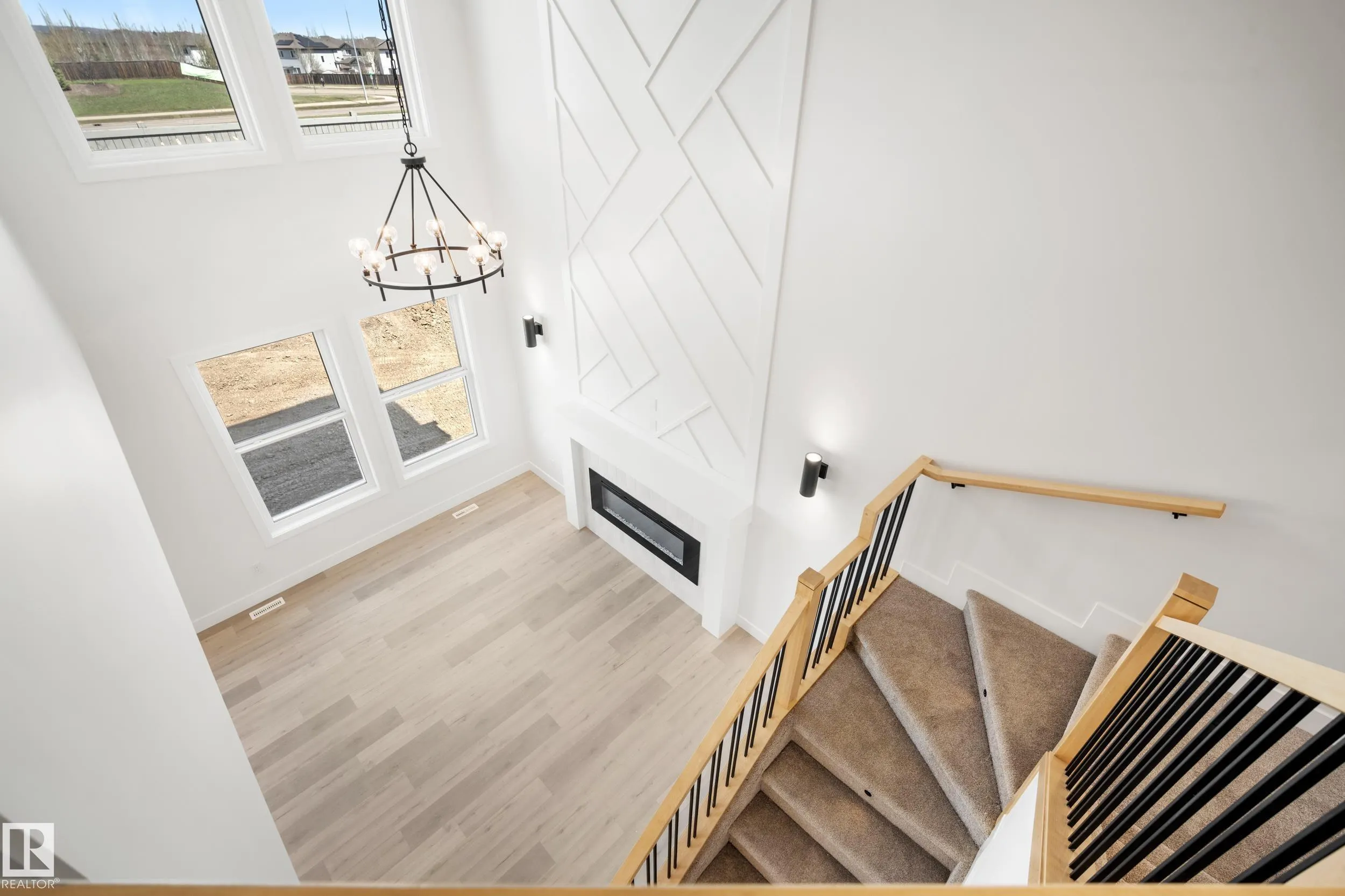 370 Liden Loop