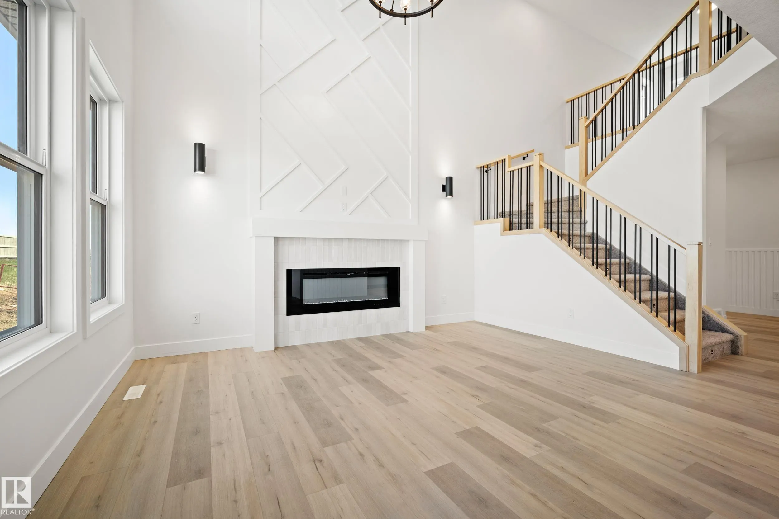 370 Liden Loop