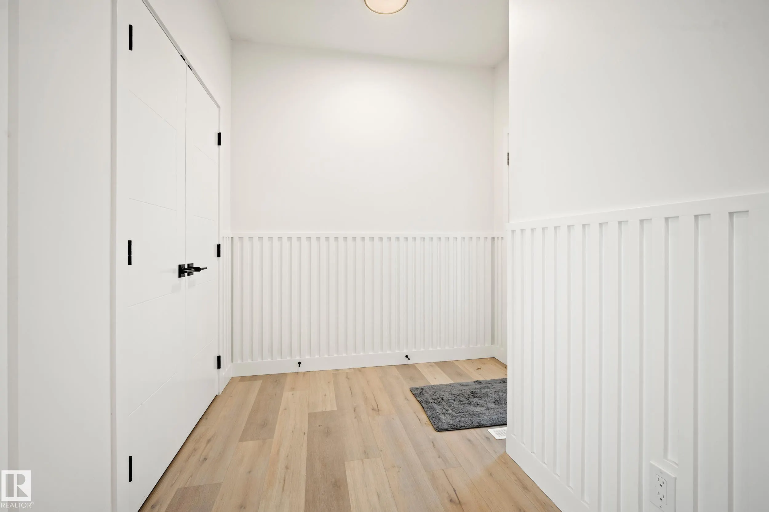 370 Liden Loop