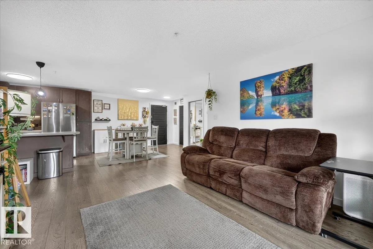 6084 STANTON Drive