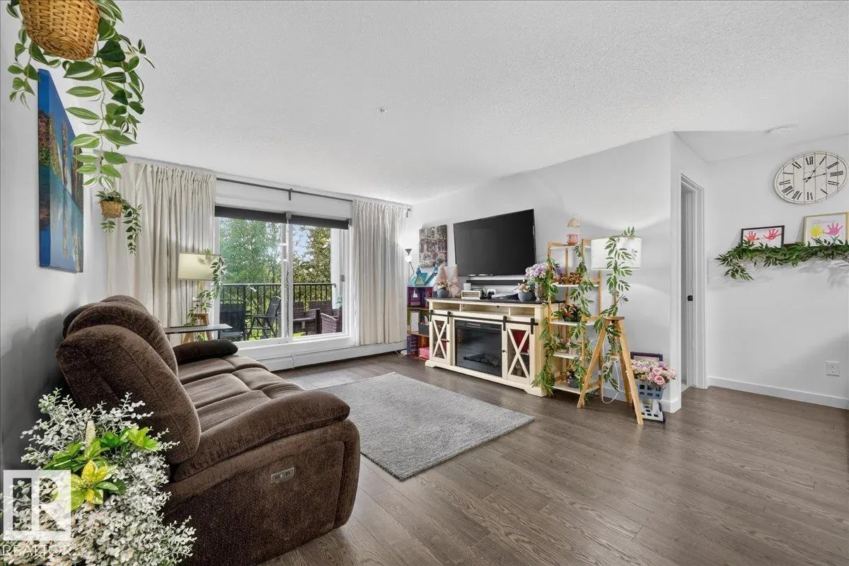 6084 STANTON Drive