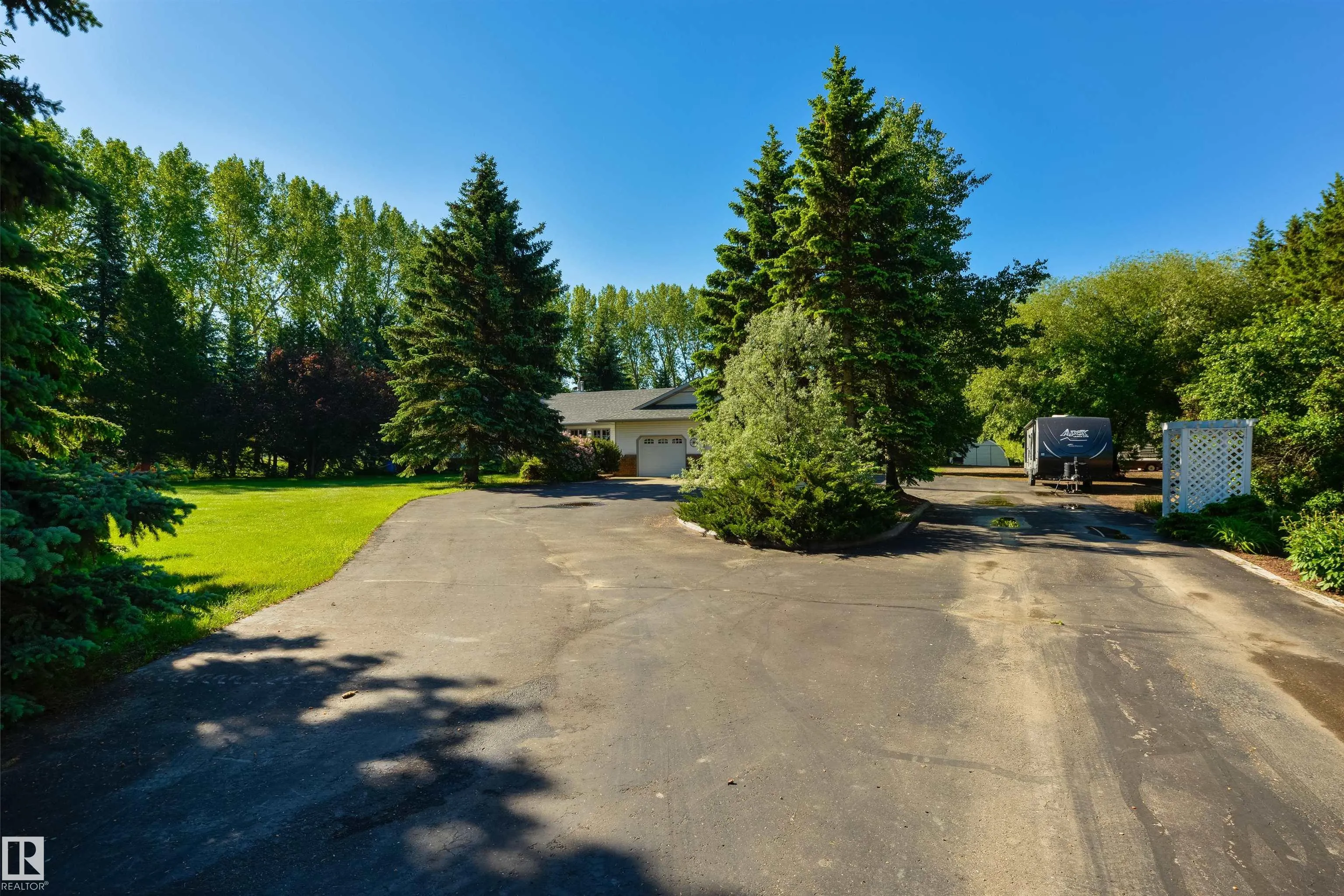 27113 TWP ROAD 522