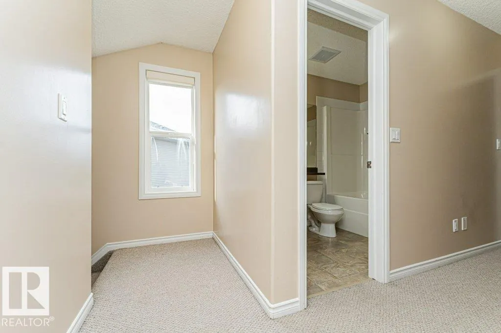 15 WOODSMERE Close