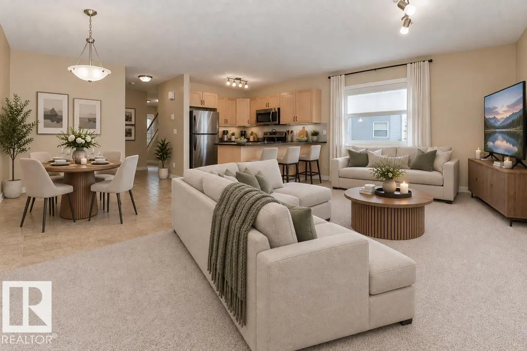15 WOODSMERE Close