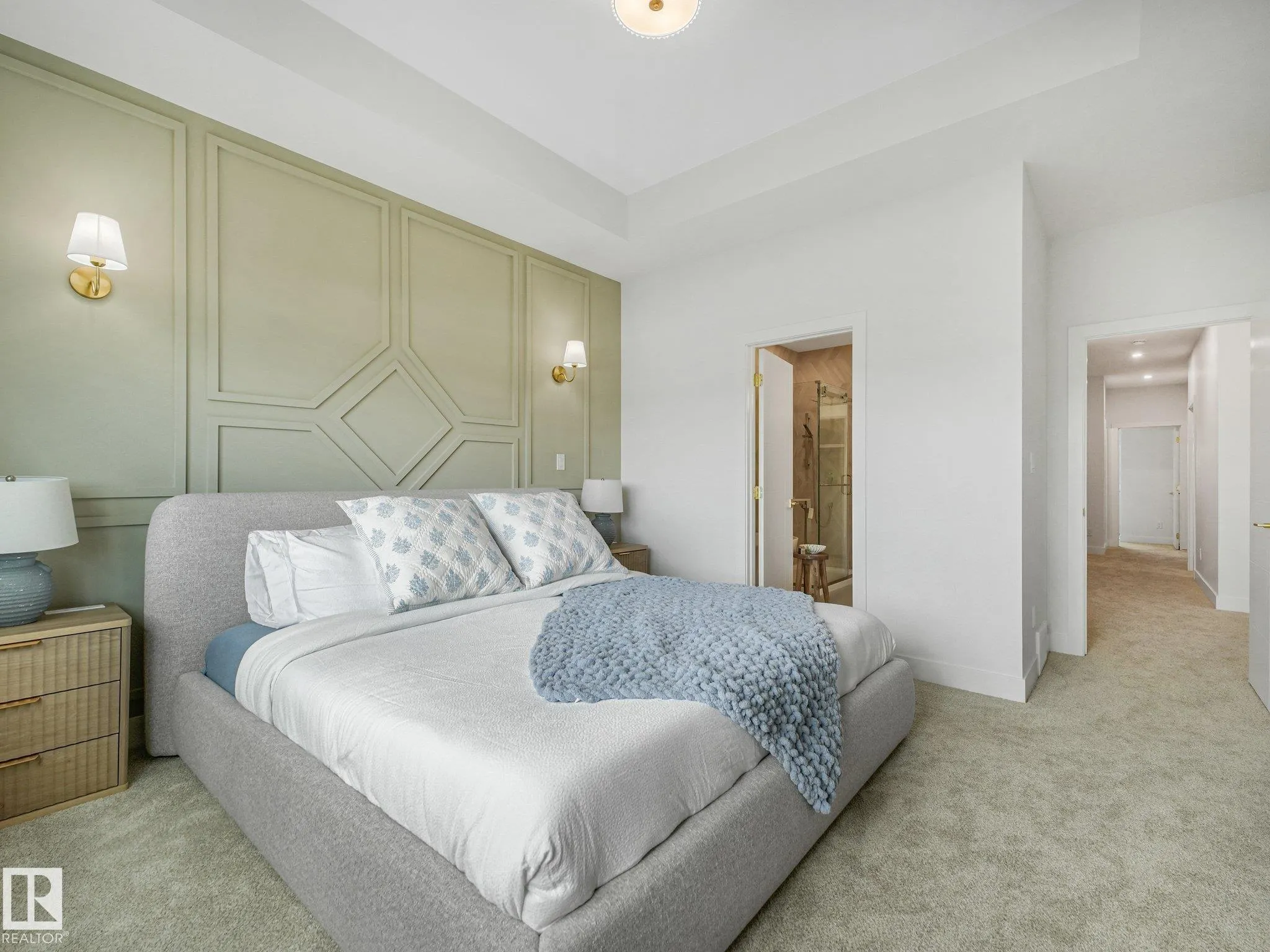 102 Ravenshire Wynd