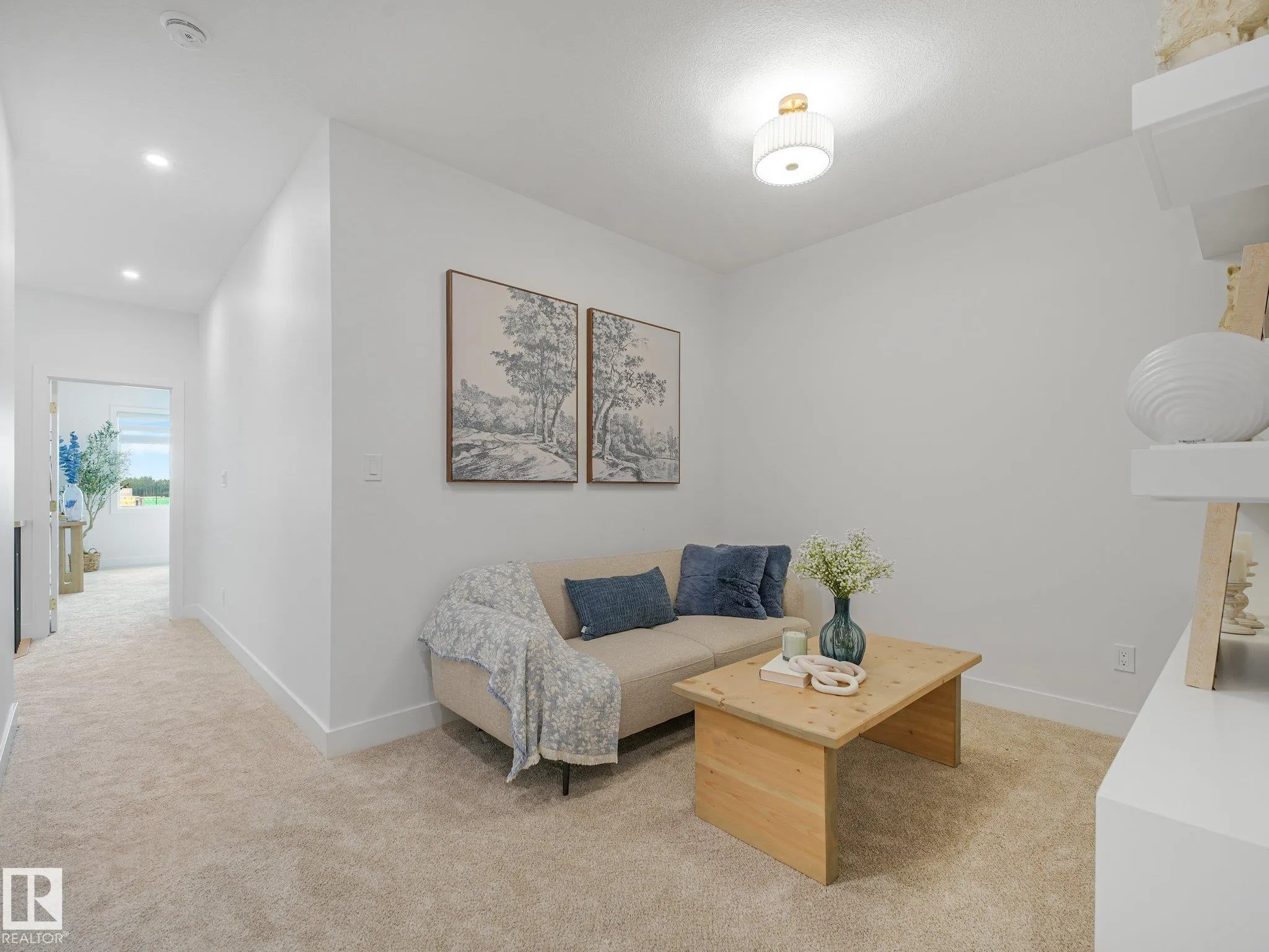 102 Ravenshire Wynd
