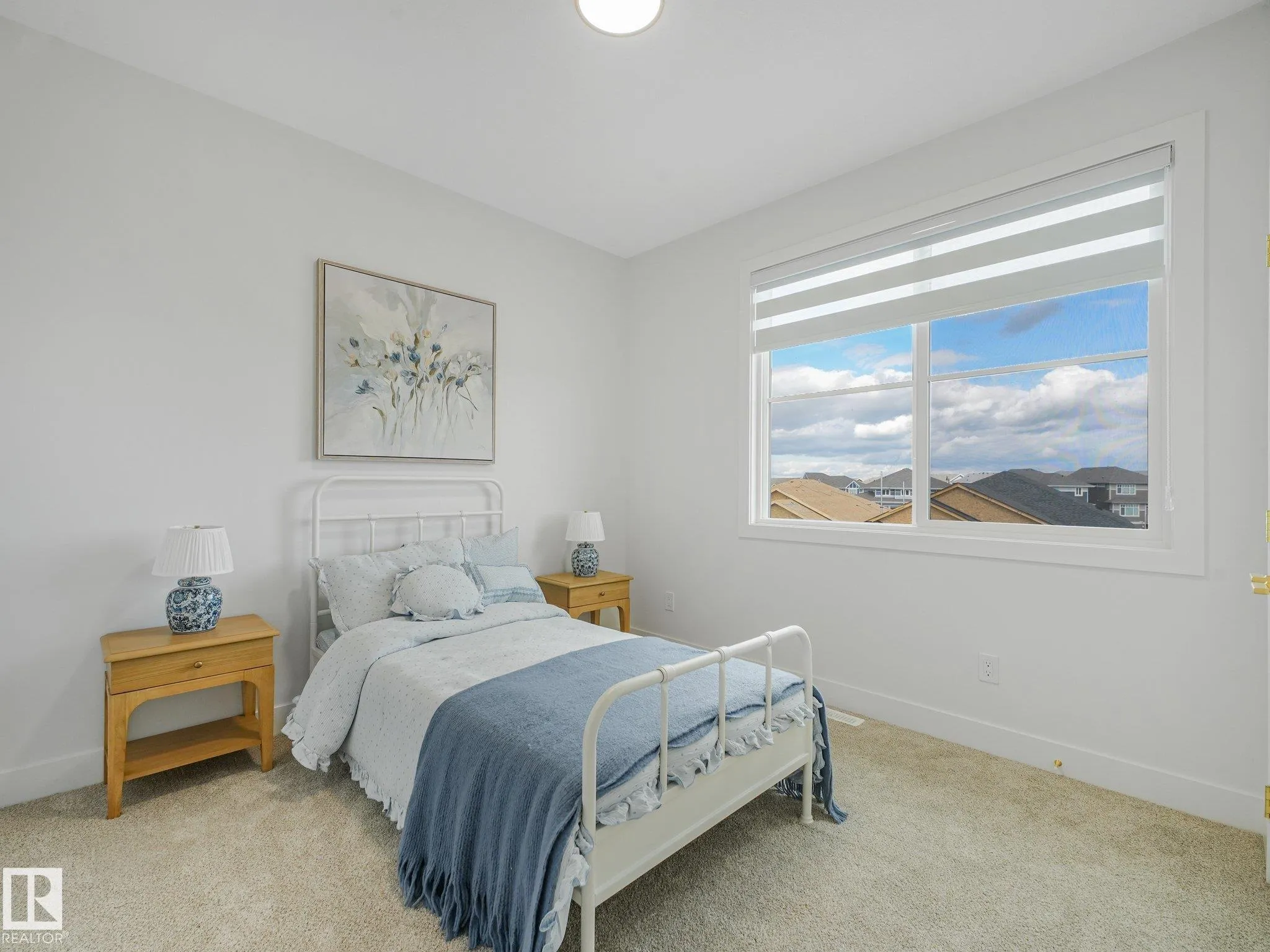 102 Ravenshire Wynd