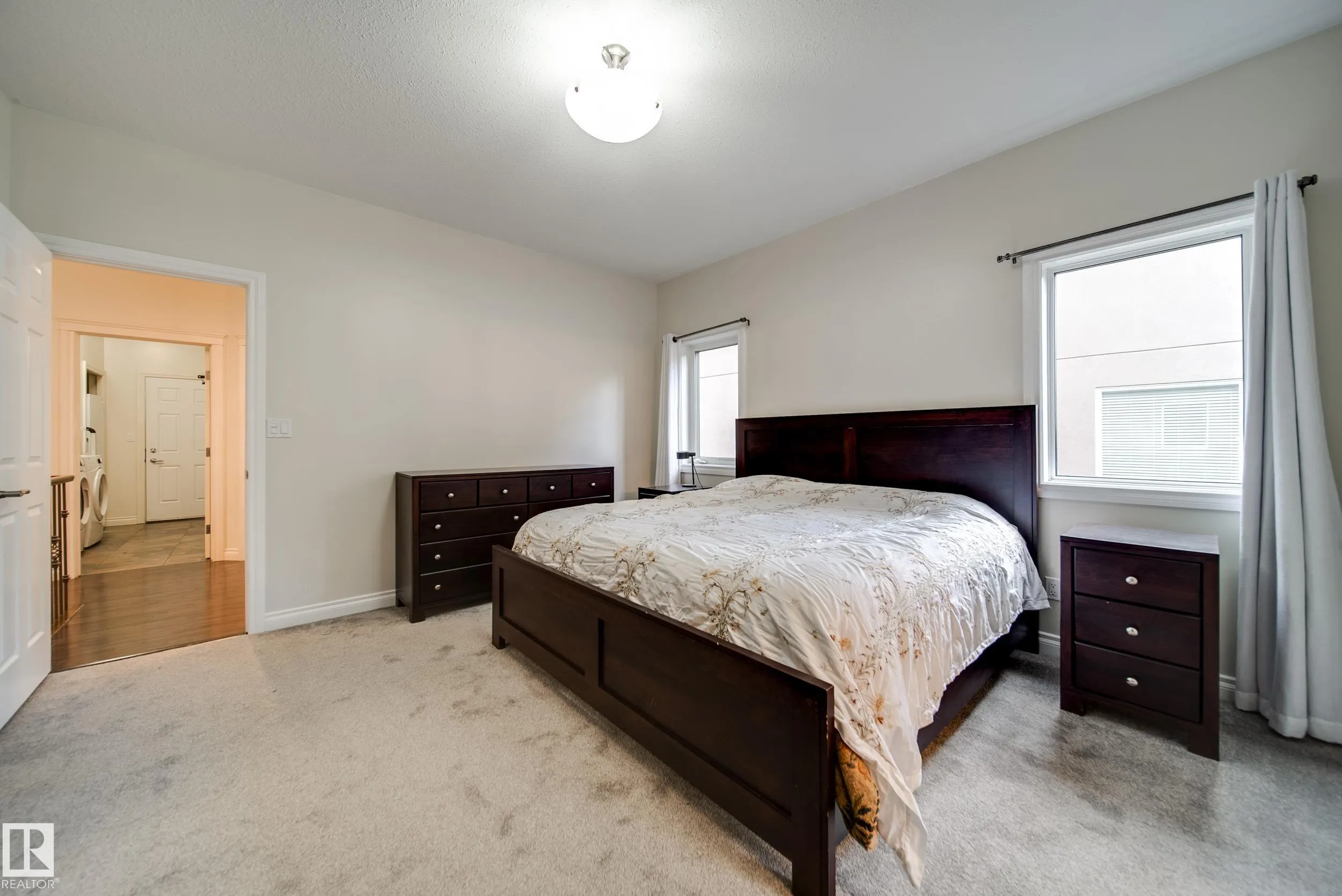 2410 WARRY Place
