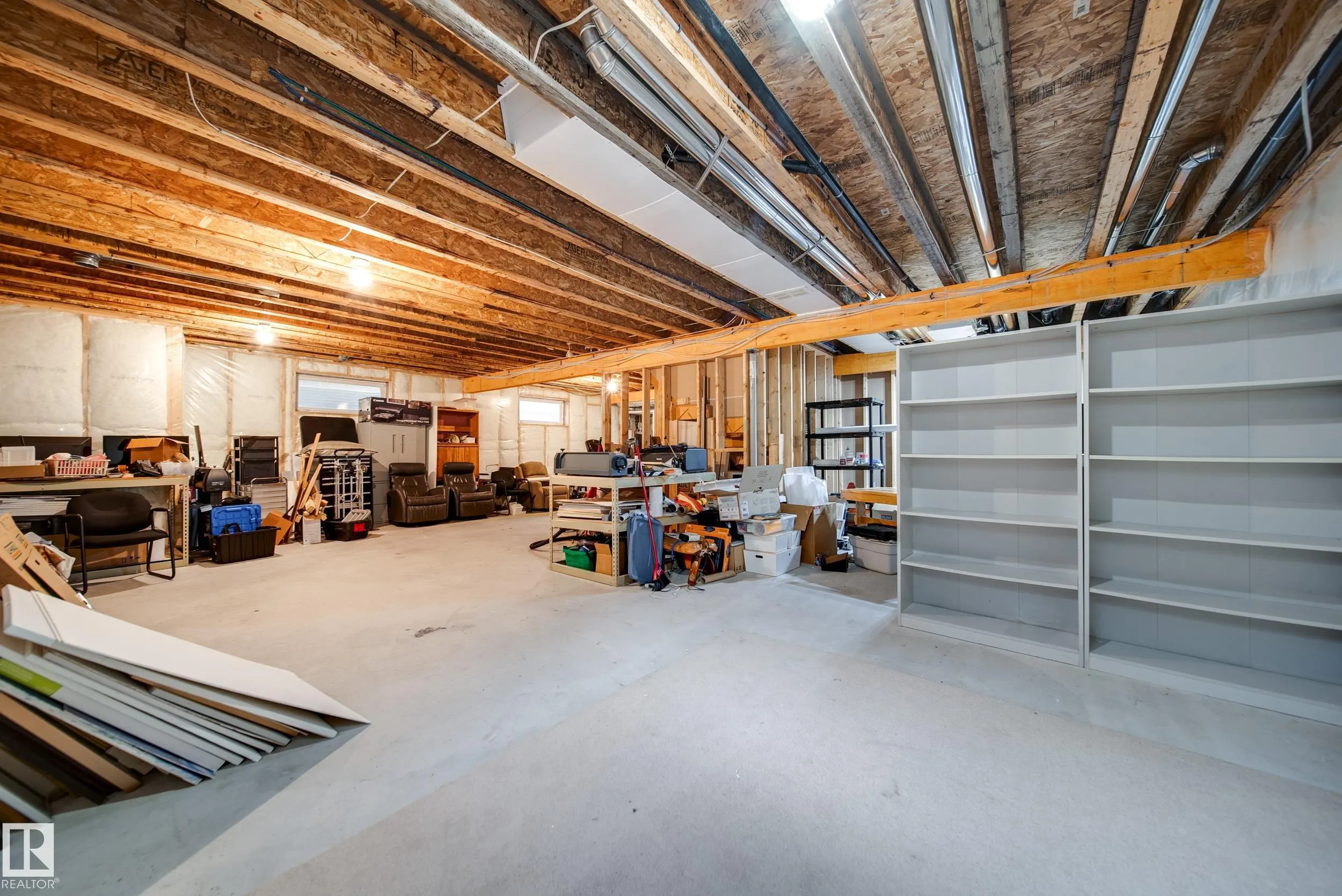 2410 WARRY Place