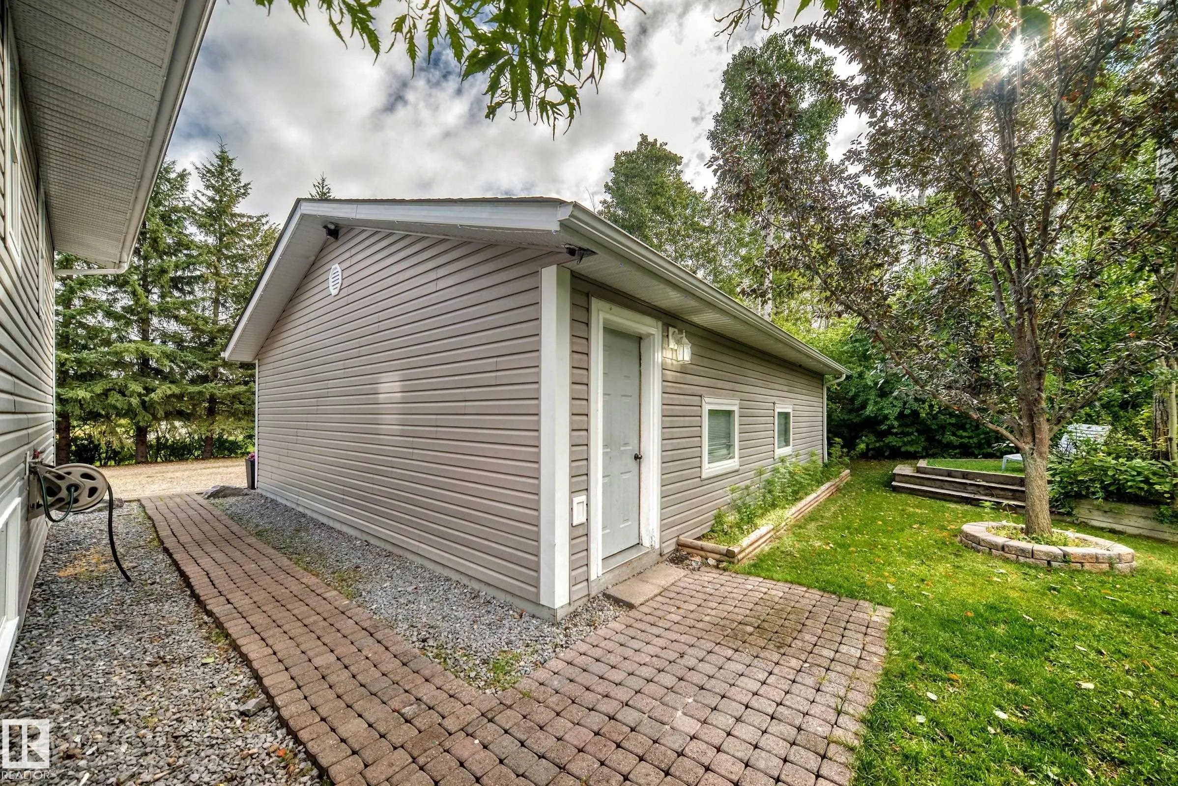 36 53504 Rge Rd 274