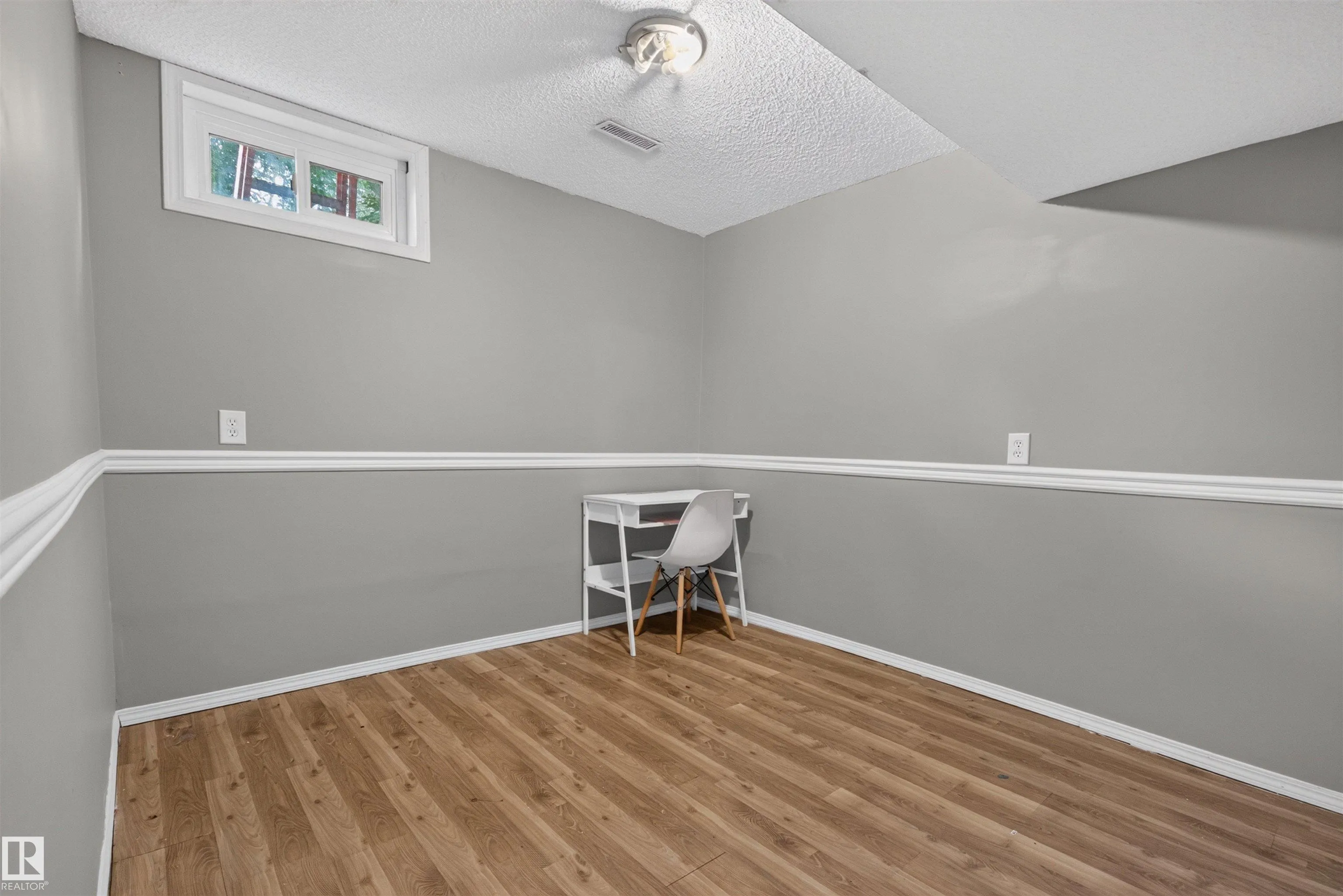 3606 44 Street