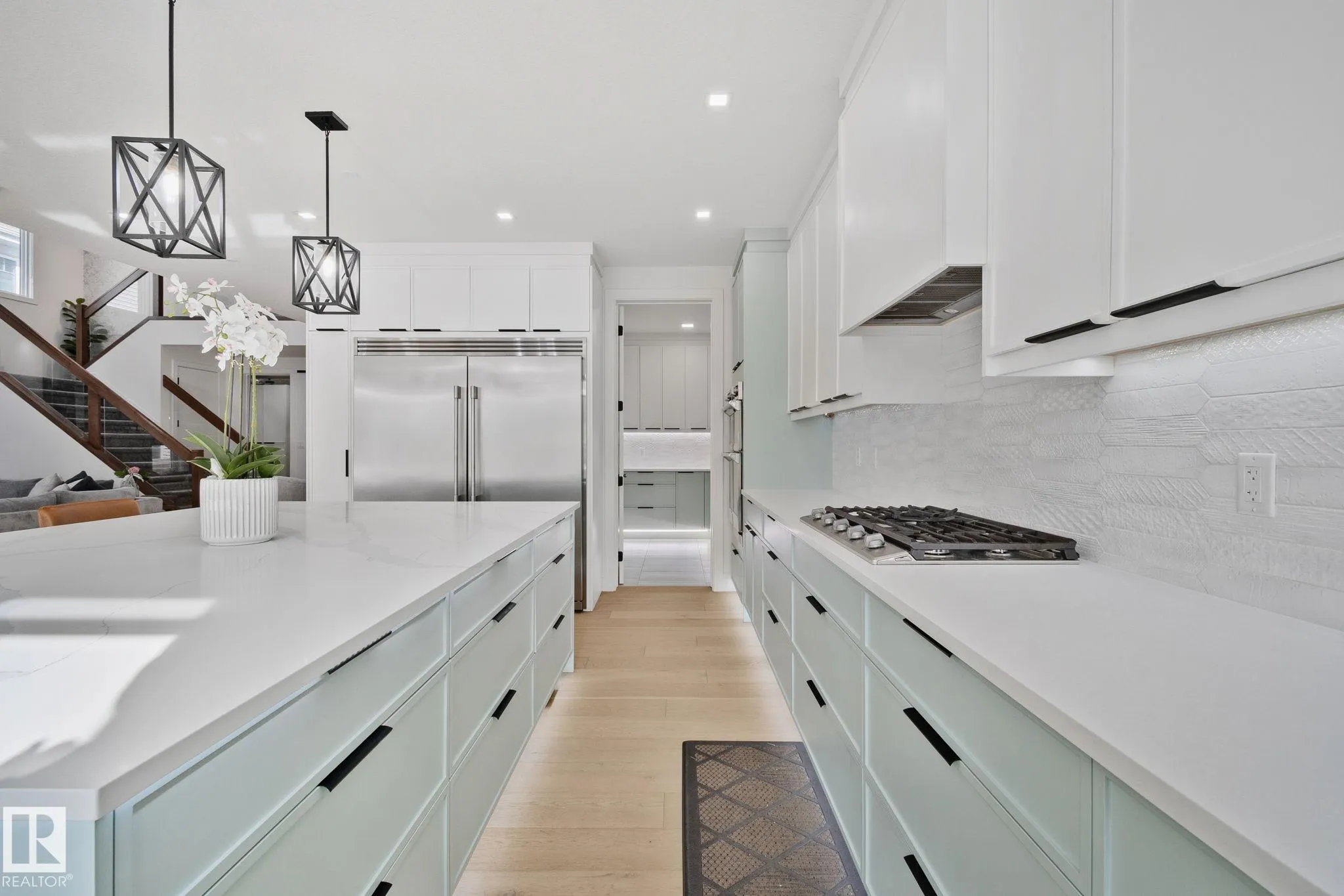 4416 Suzanna Crescent
