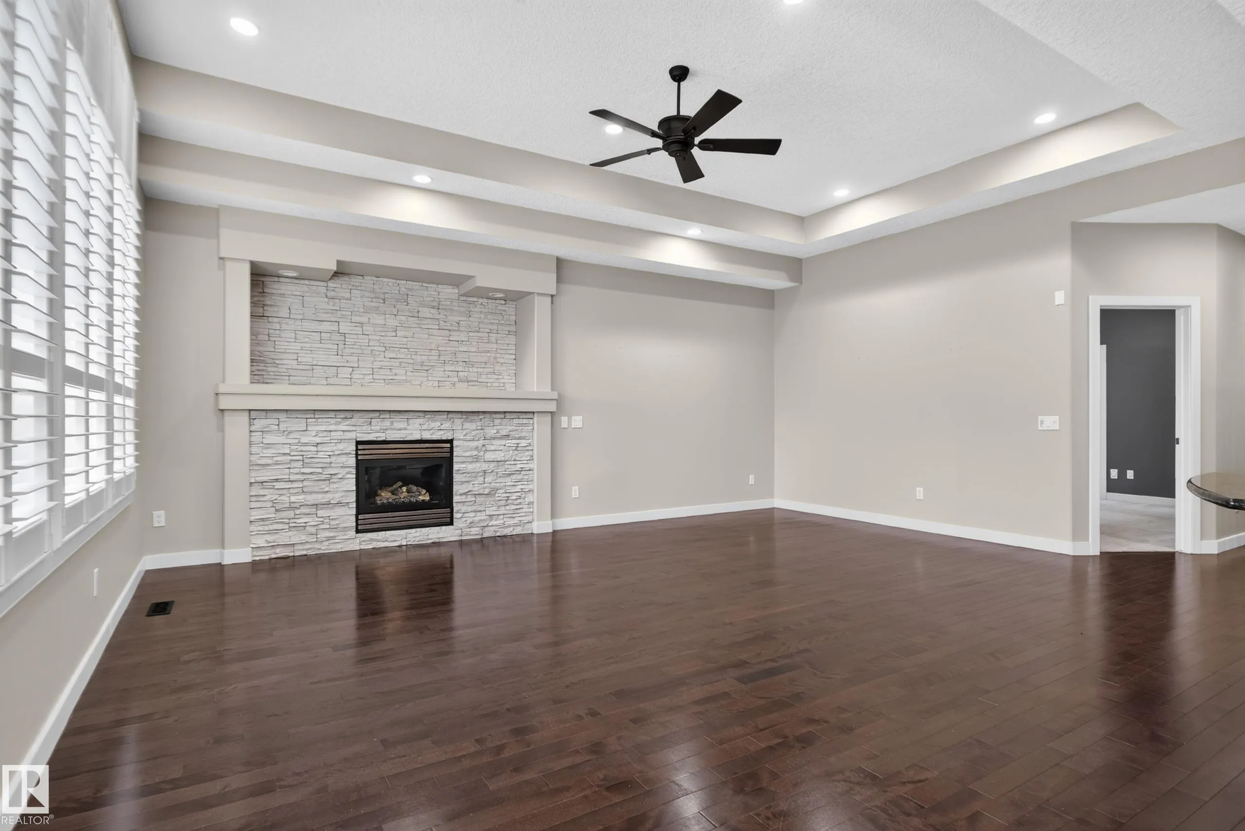 904 ARMITAGE Court