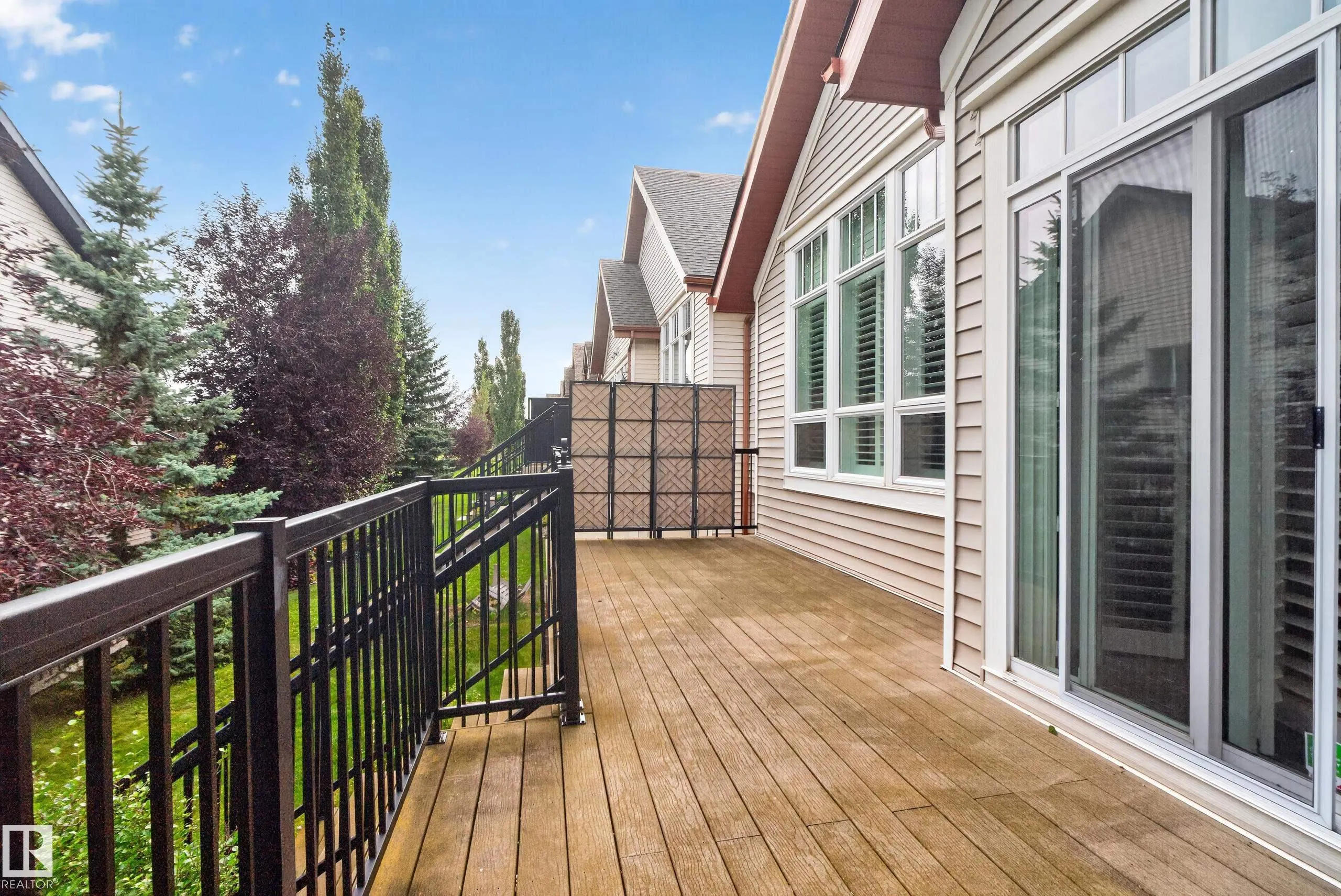 904 ARMITAGE Court