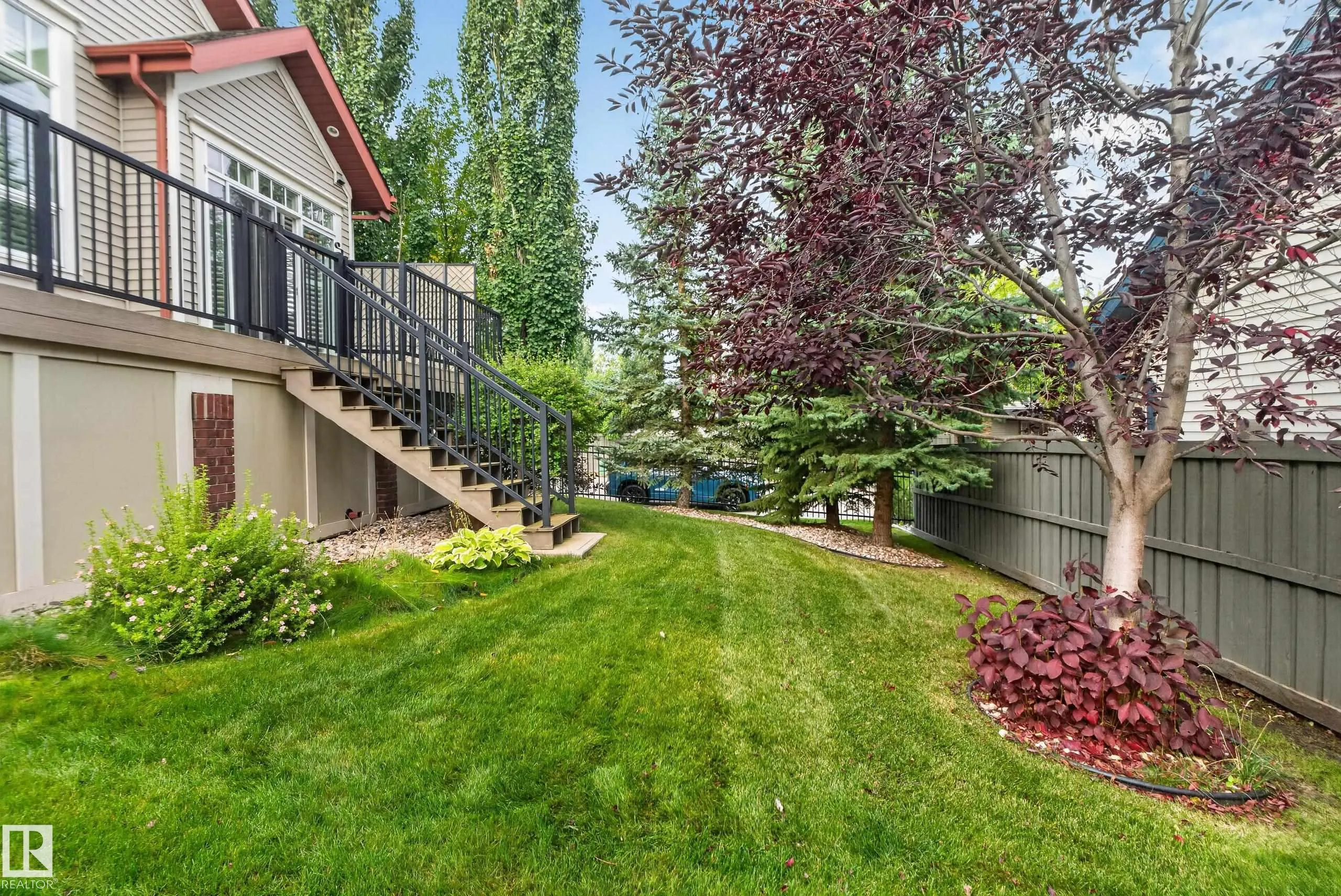 904 ARMITAGE Court