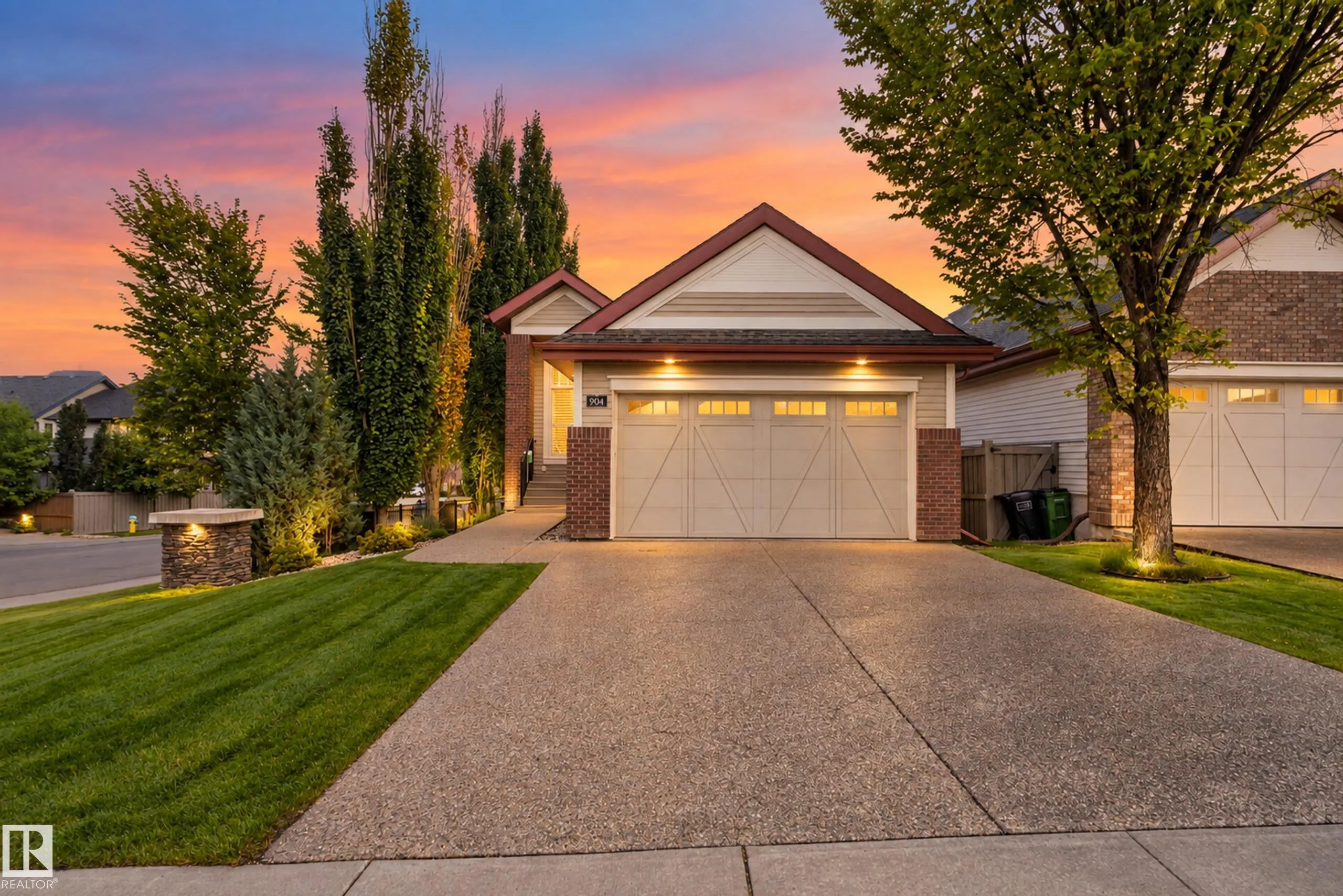 904 ARMITAGE Court