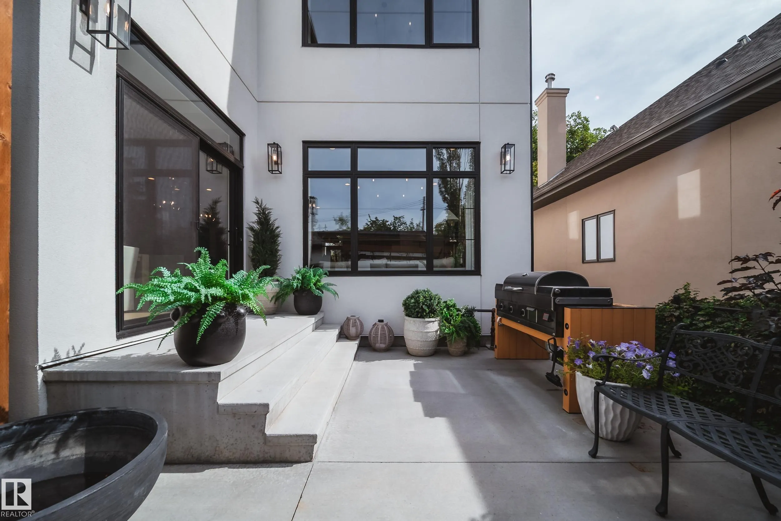 10228 130 Street