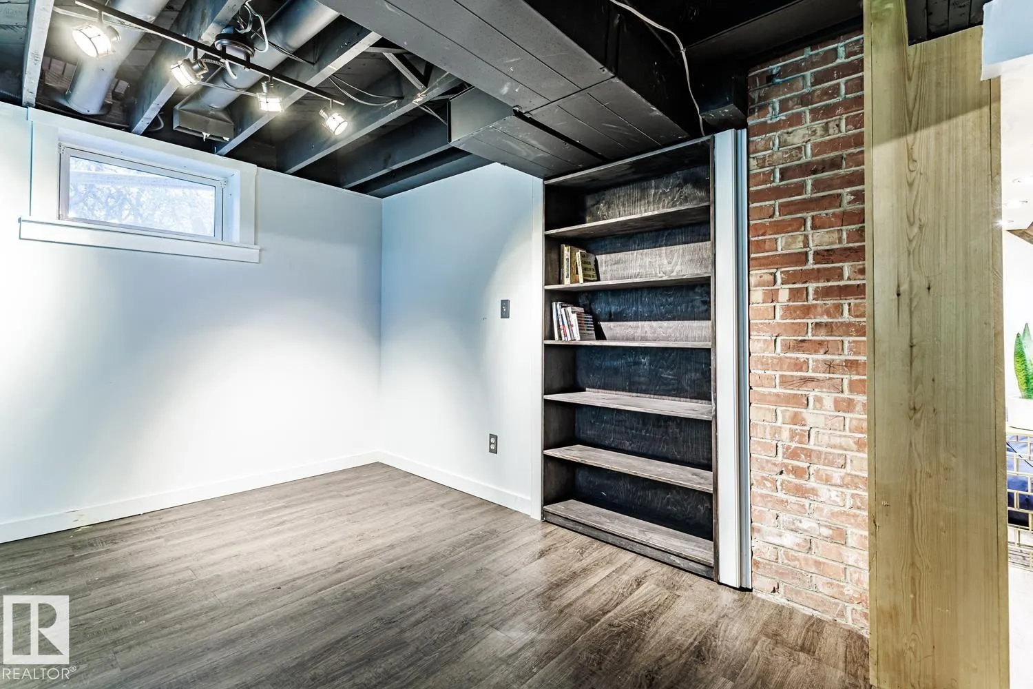 11704 110A Avenue