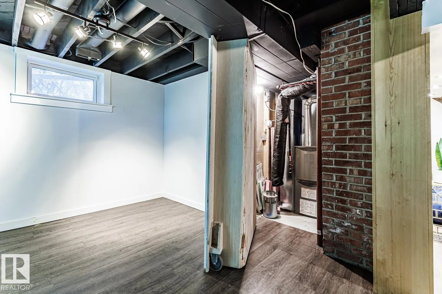 11704 110A Avenue