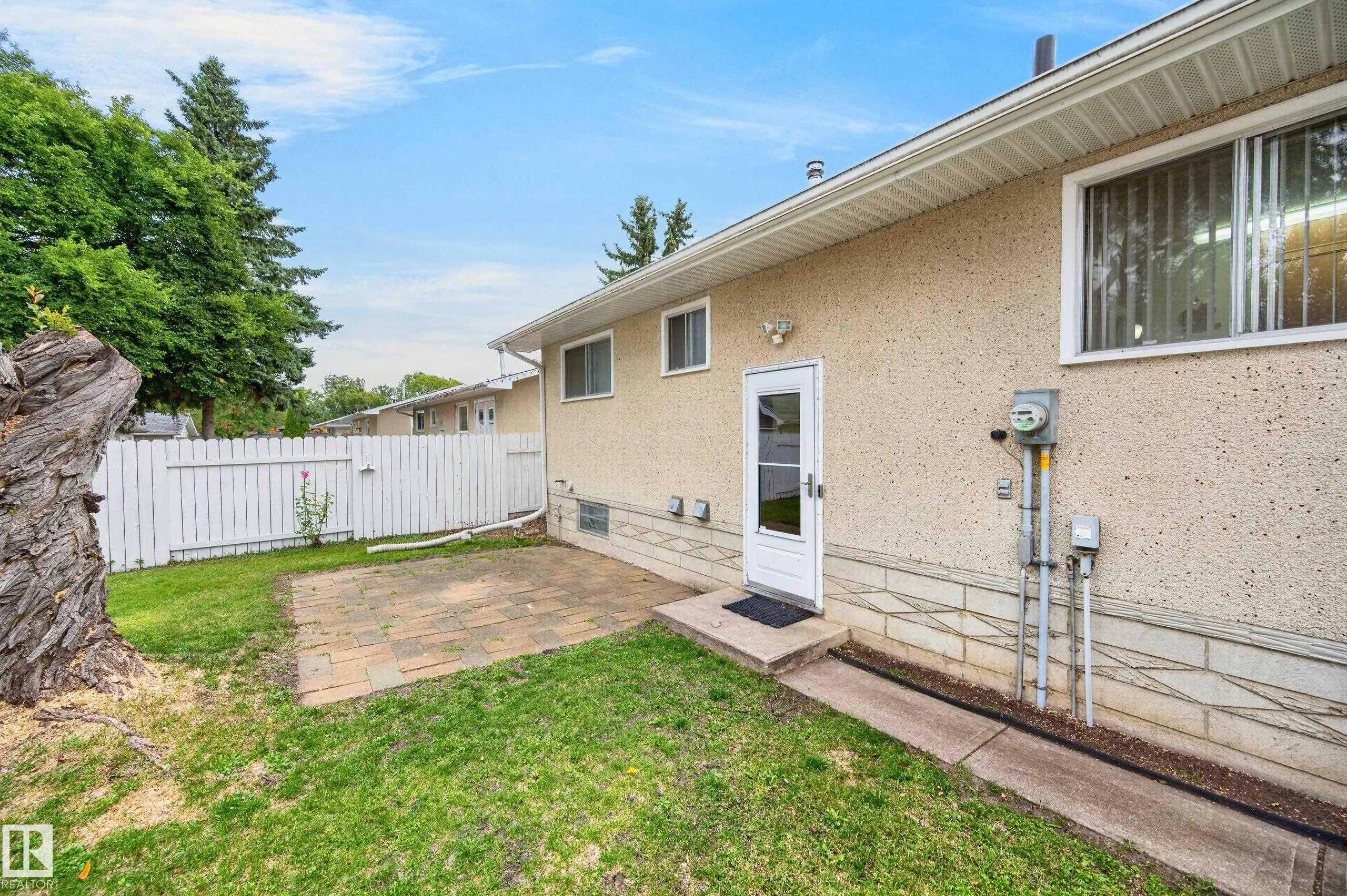 28 PEACOCK Drive