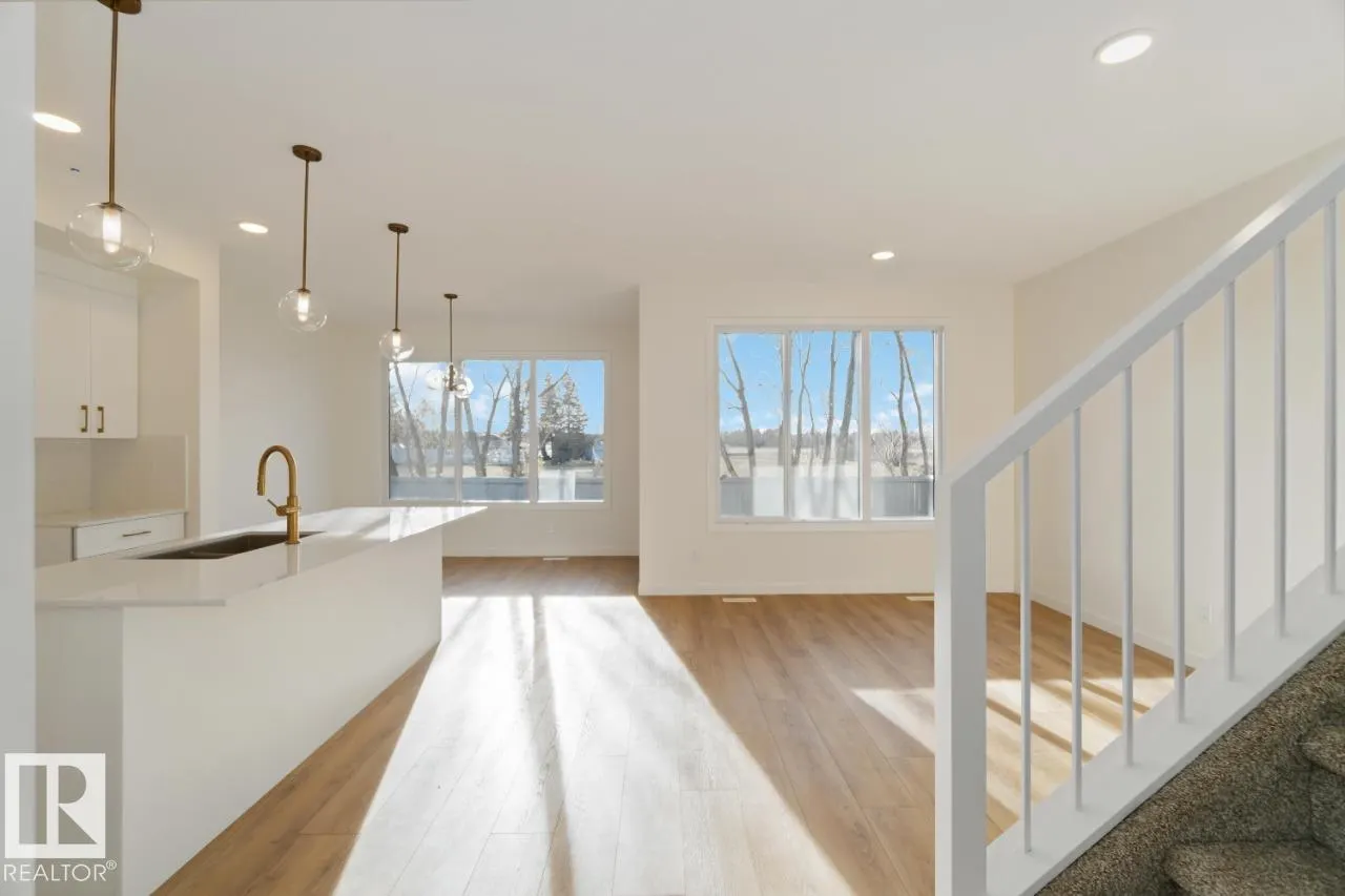 80 Rosa Crescent