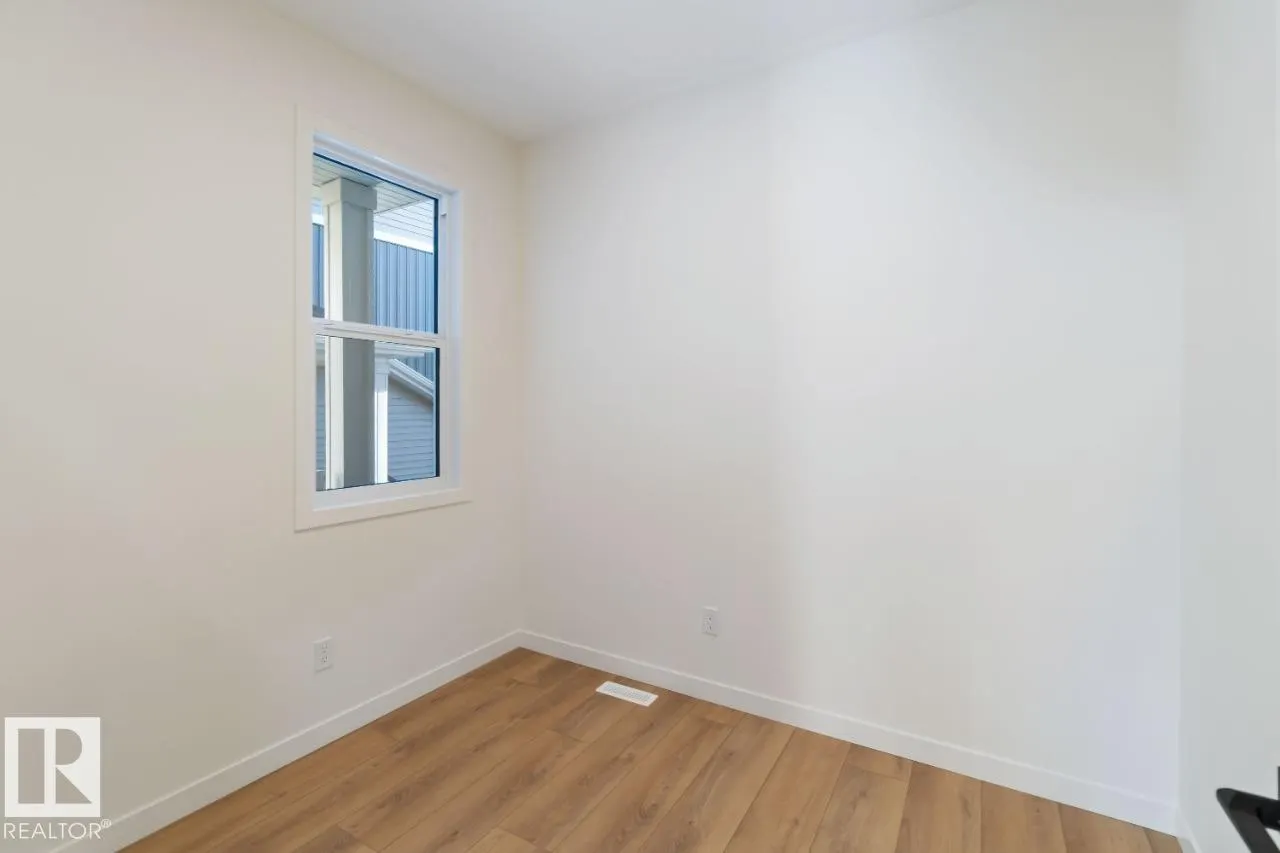 80 Rosa Crescent