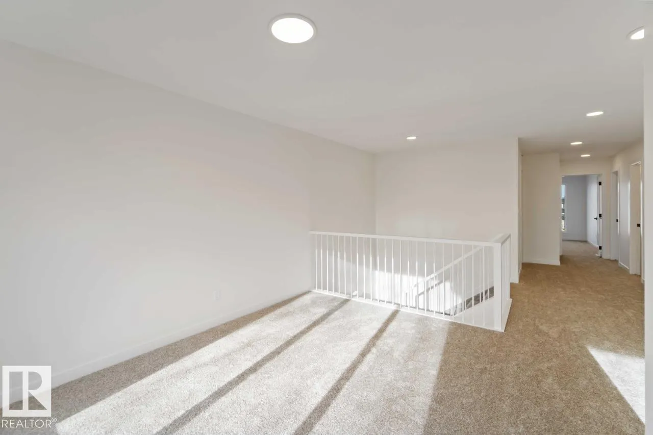 80 Rosa Crescent