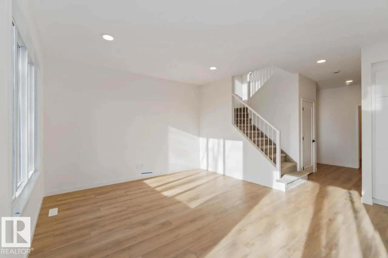 80 Rosa Crescent