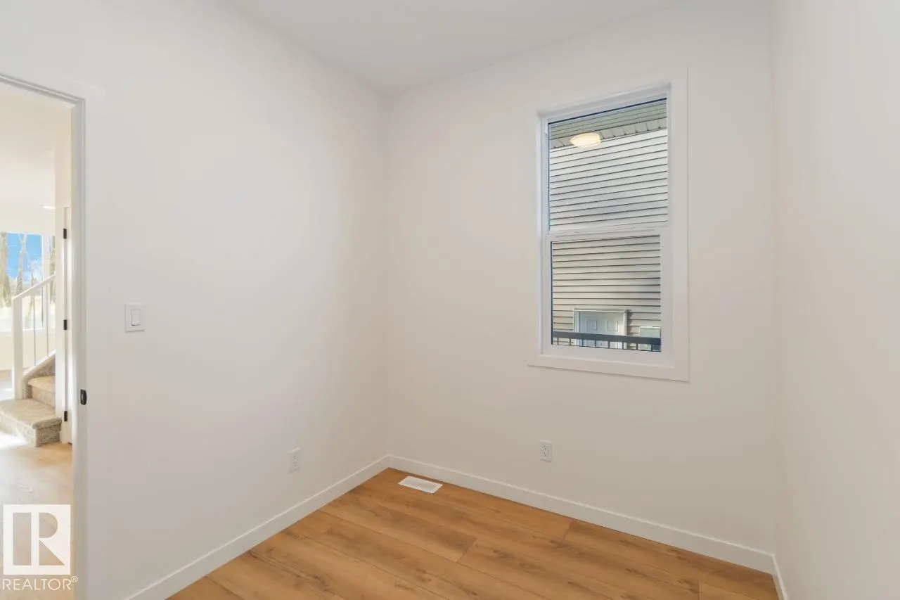 80 Rosa Crescent