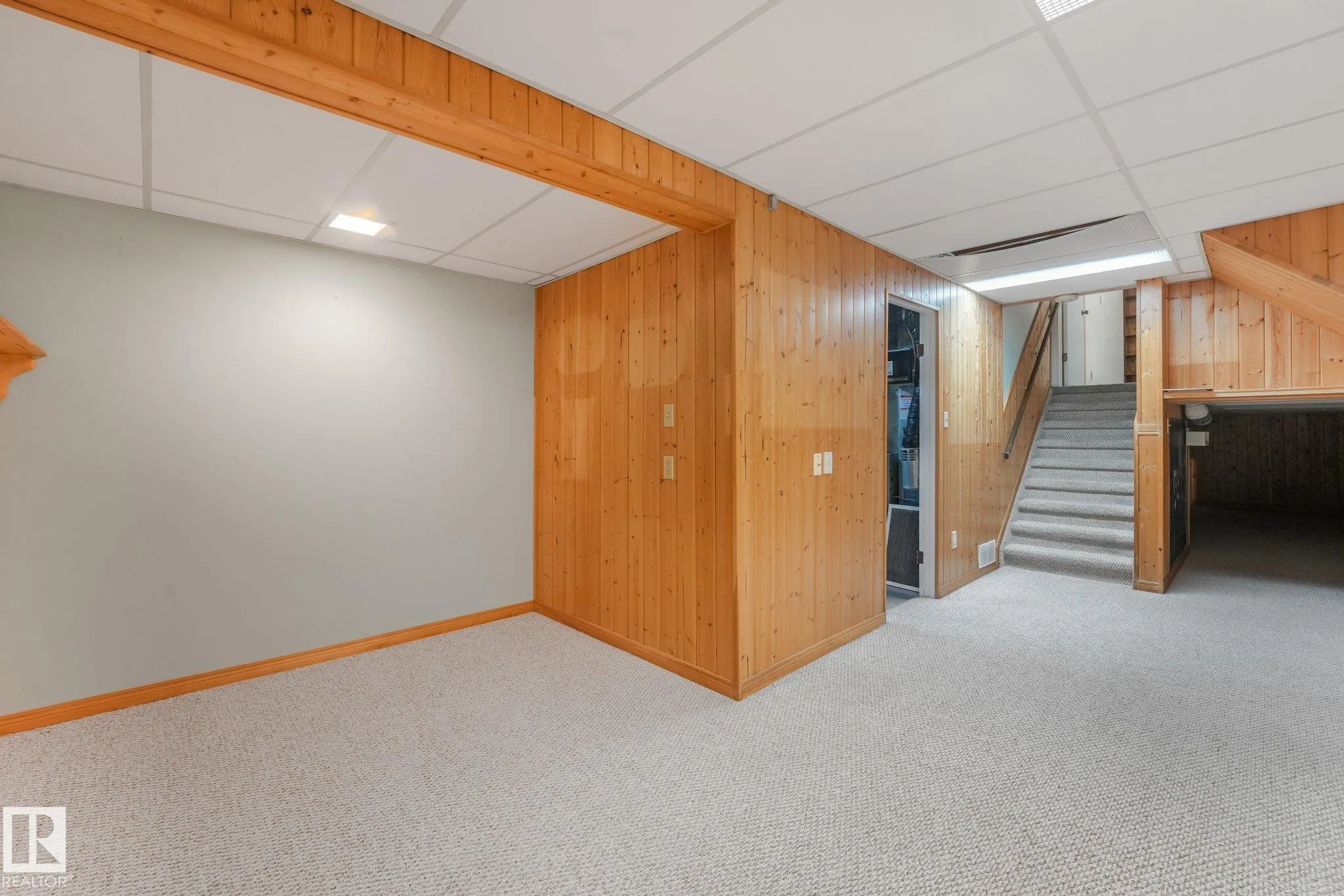 21 FLEETWOOD Crescent