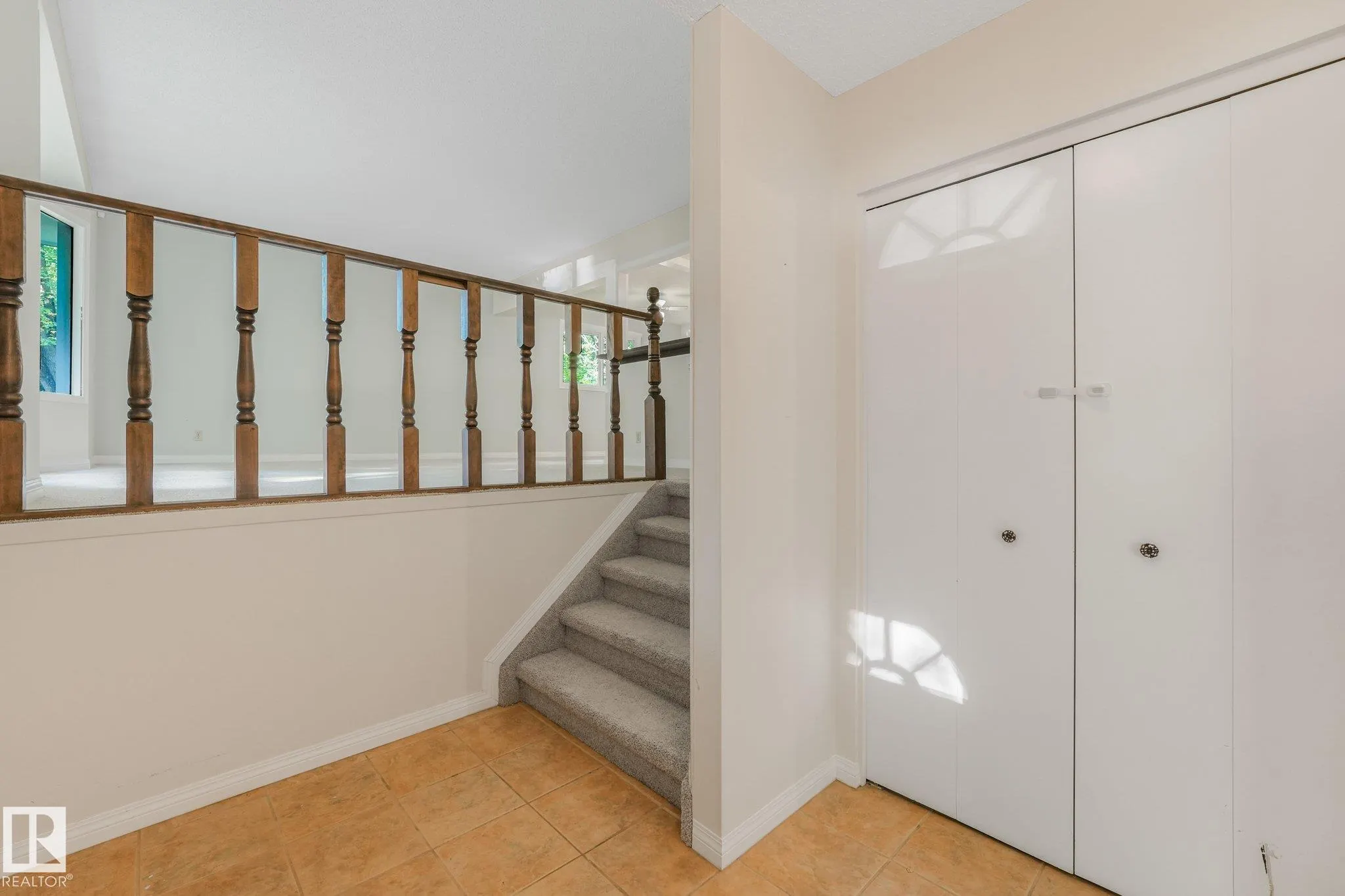 21 FLEETWOOD Crescent
