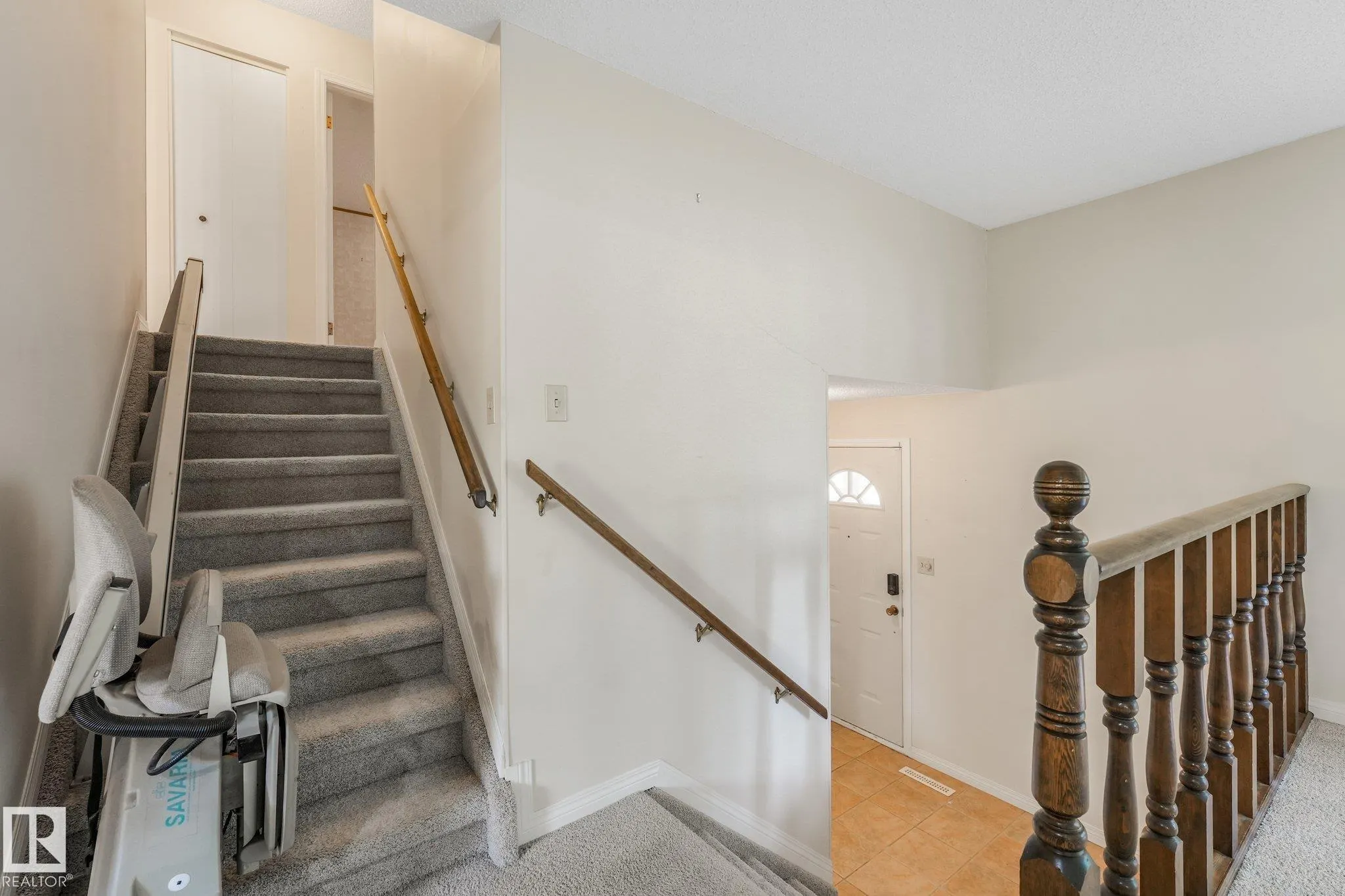 21 FLEETWOOD Crescent