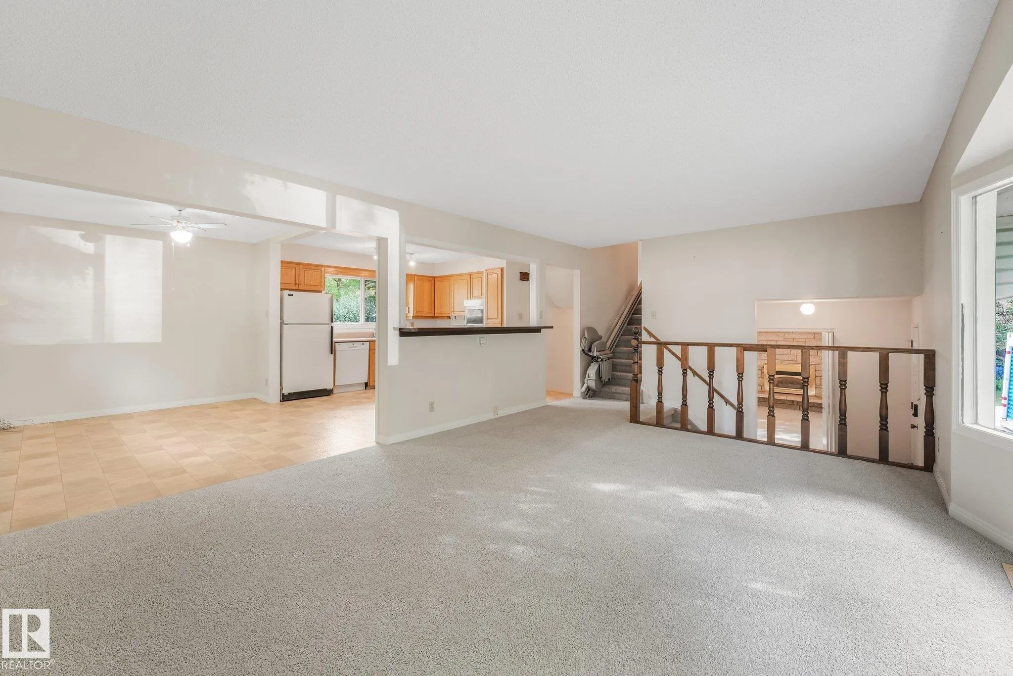 21 FLEETWOOD Crescent