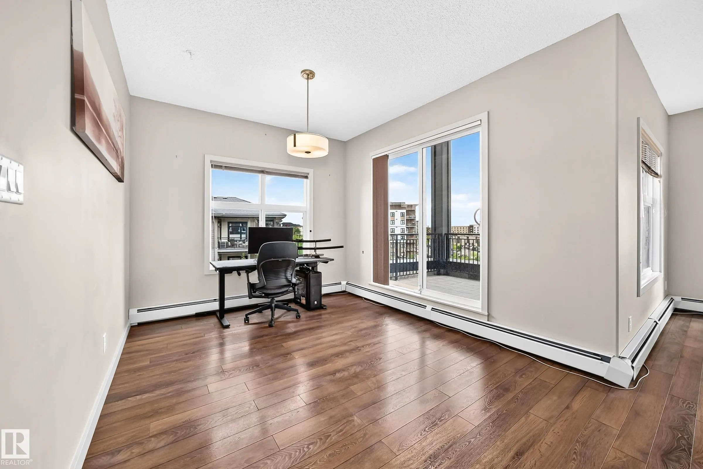 504 Griesbach Parade