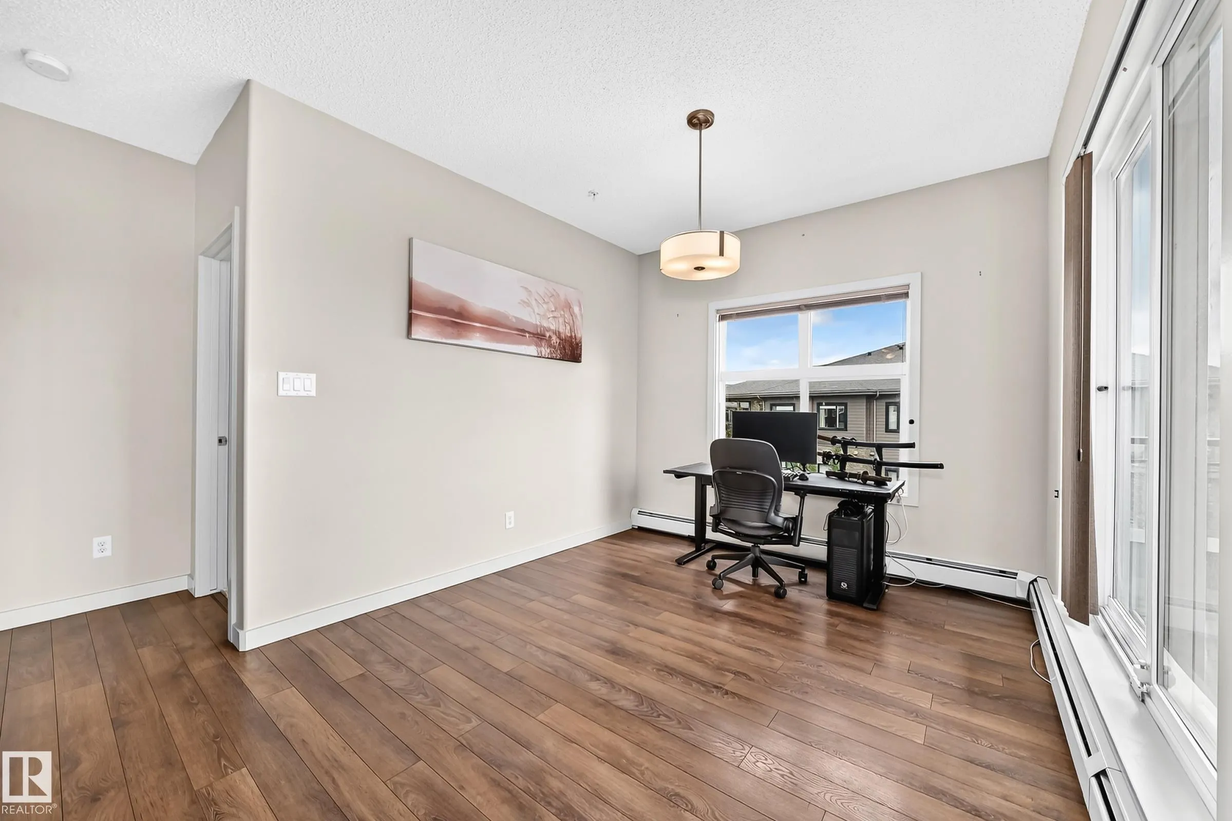 504 Griesbach Parade