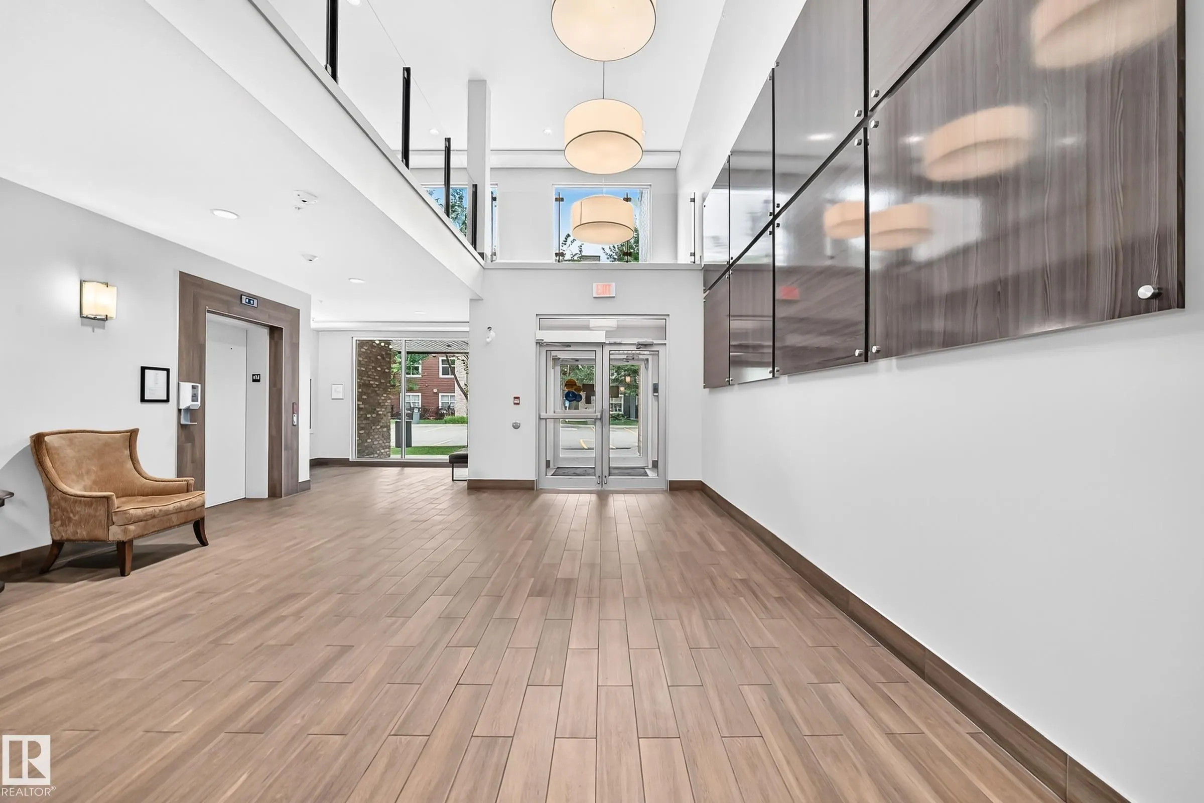 504 Griesbach Parade