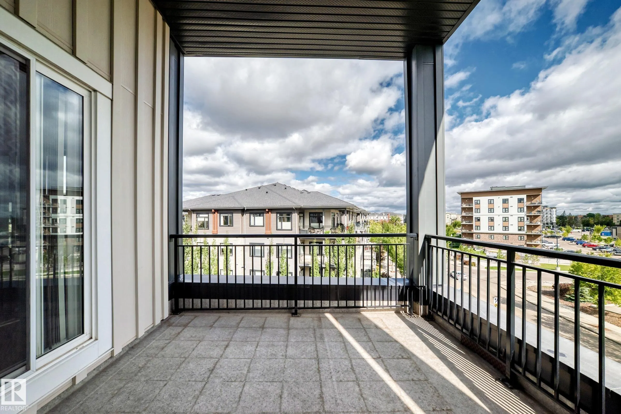 504 Griesbach Parade
