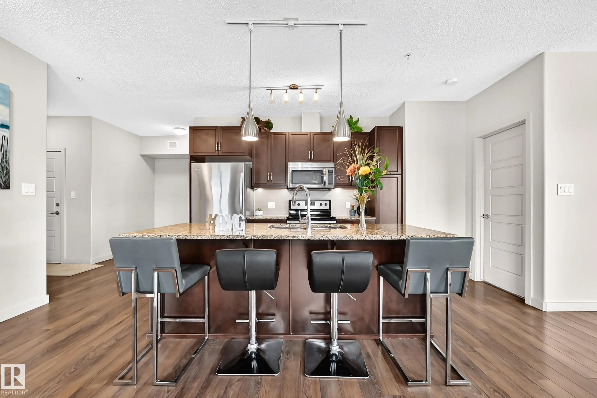 504 Griesbach Parade