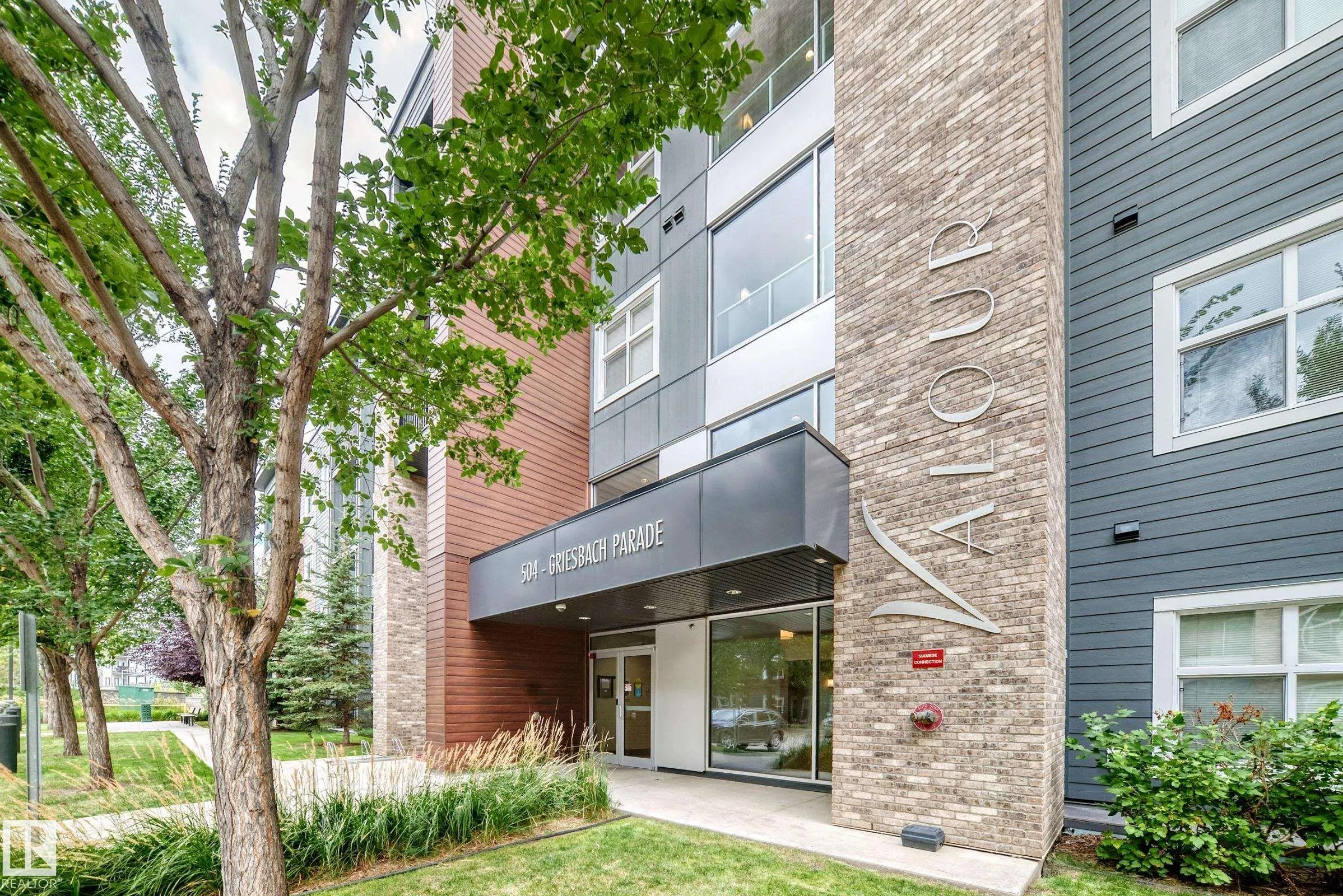 504 Griesbach Parade