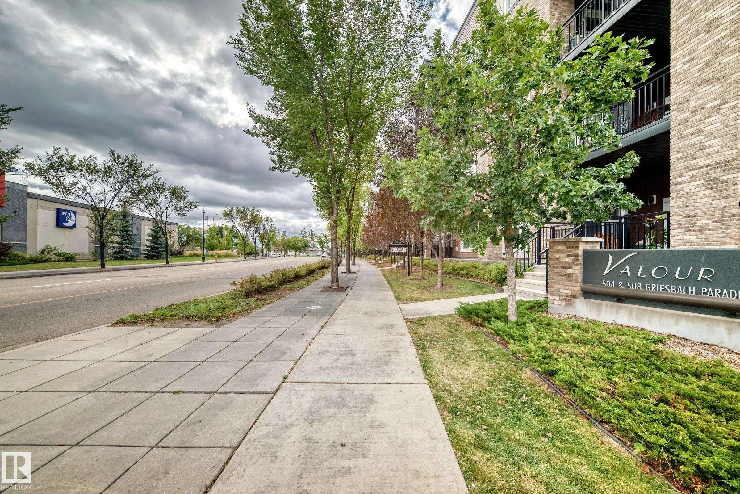504 Griesbach Parade