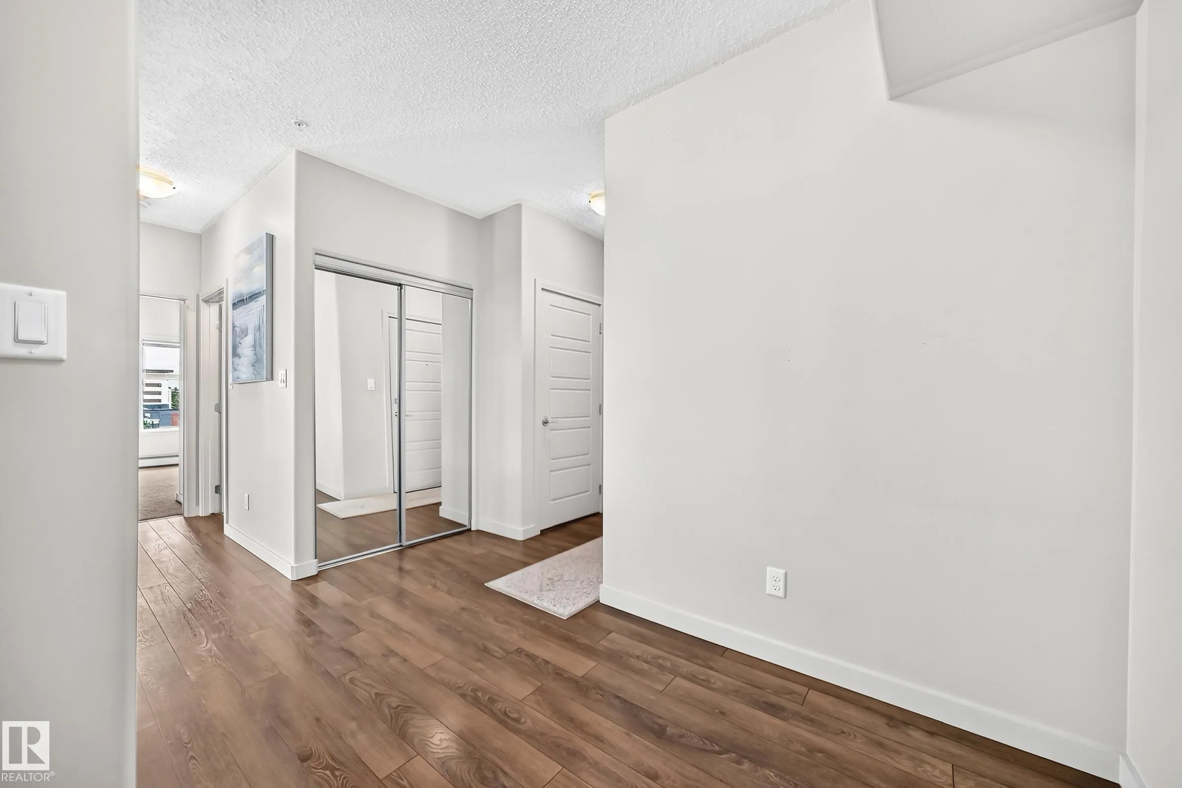504 Griesbach Parade