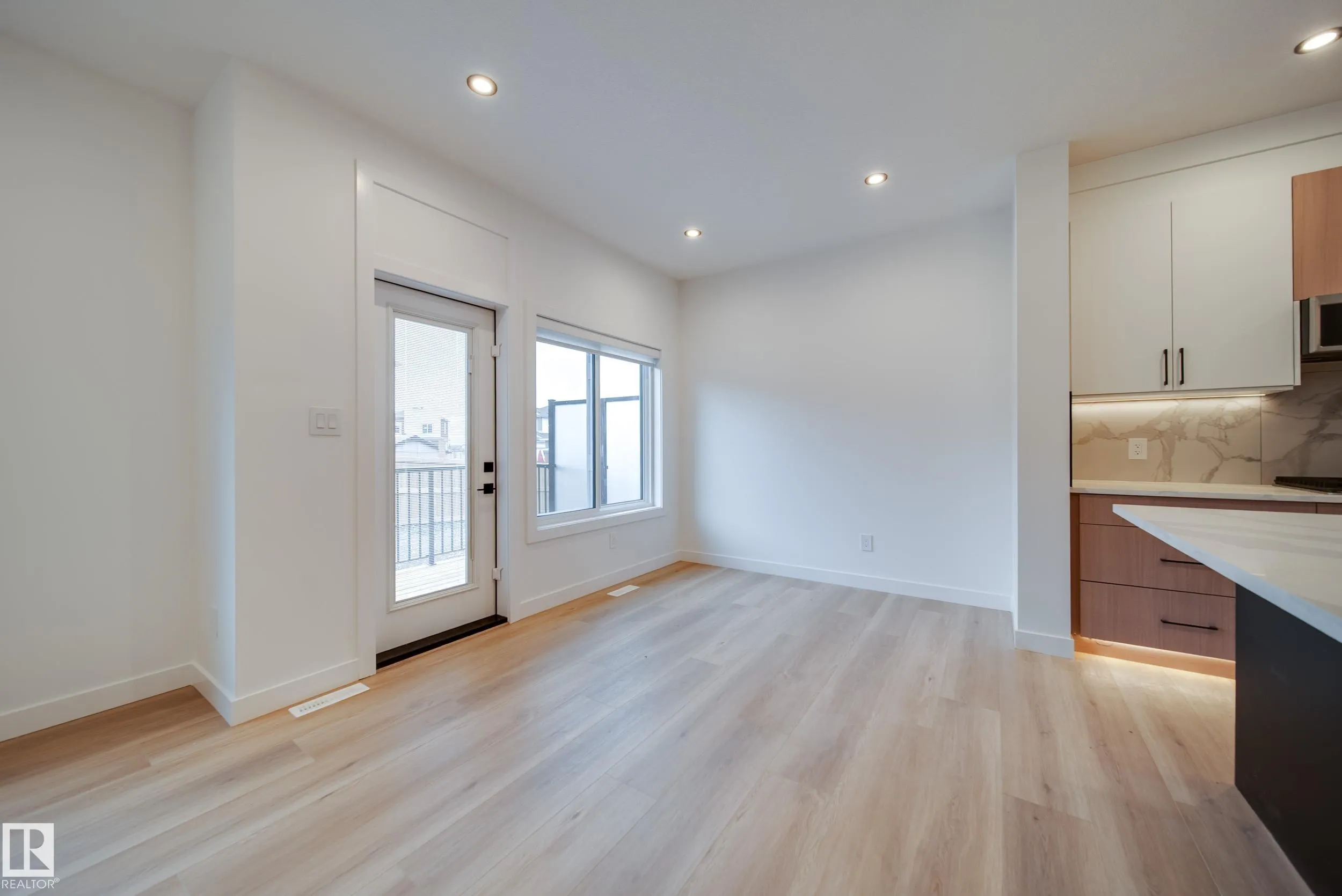 4 BLACKBIRD Bend
